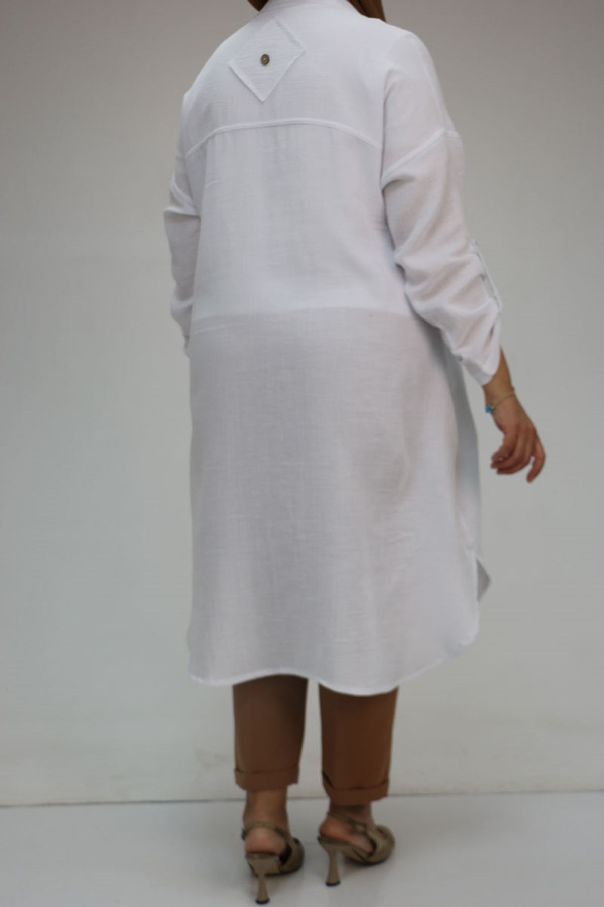 58071-1 Büyük Beden Önleri Torba Cepli Müslin Gömlek - Ekru