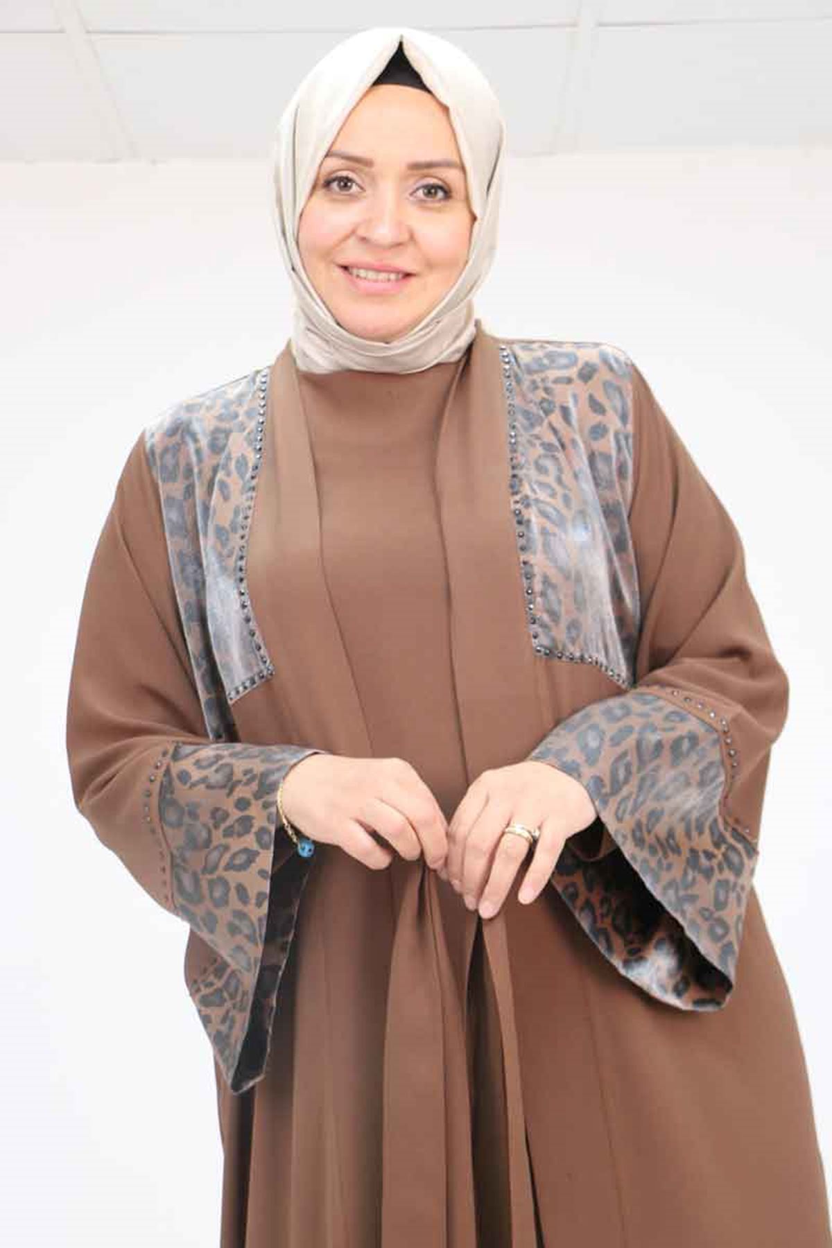 57207 Büyük Beden Garni Detaylı Etamin Elbiseli Abaya - Kahve