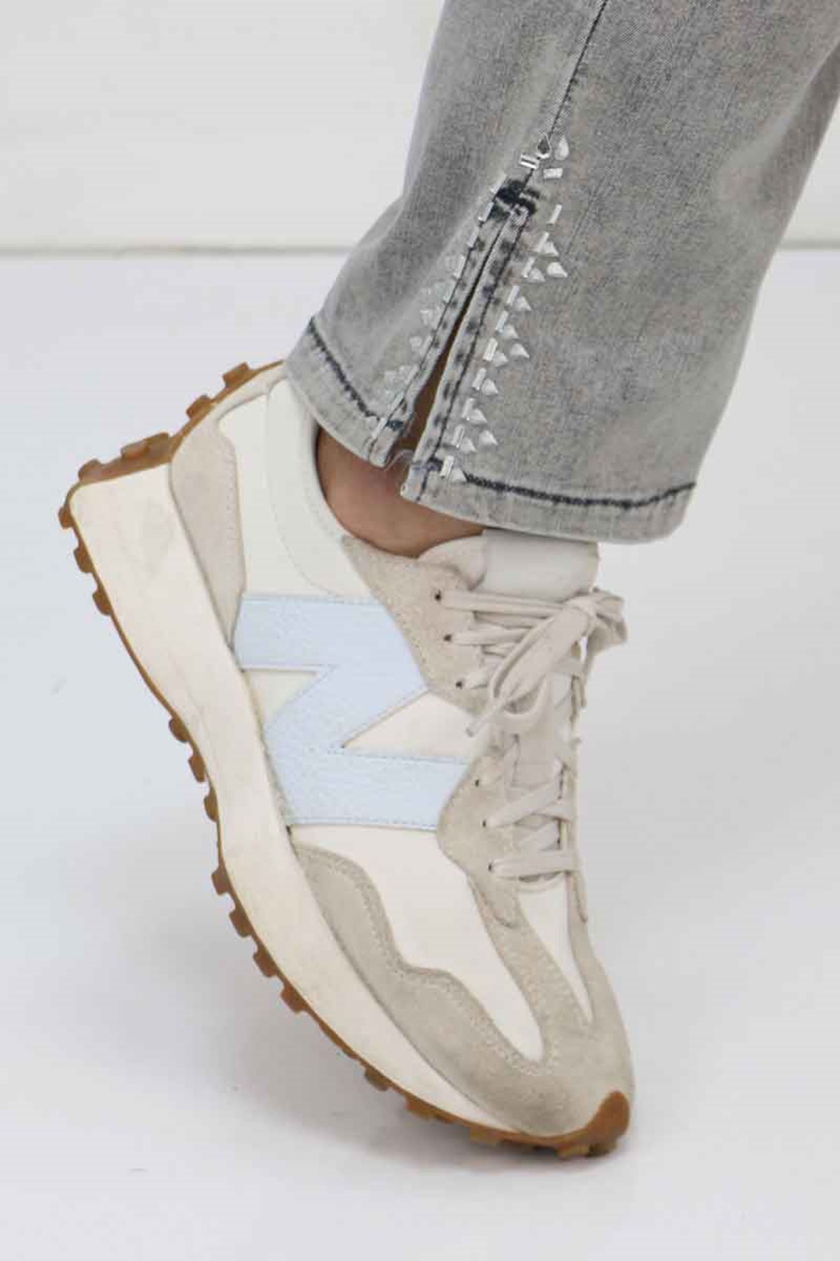 49023 Büyük Beden Arkası Lastikli Kemerli Kot Pantolon - Gri