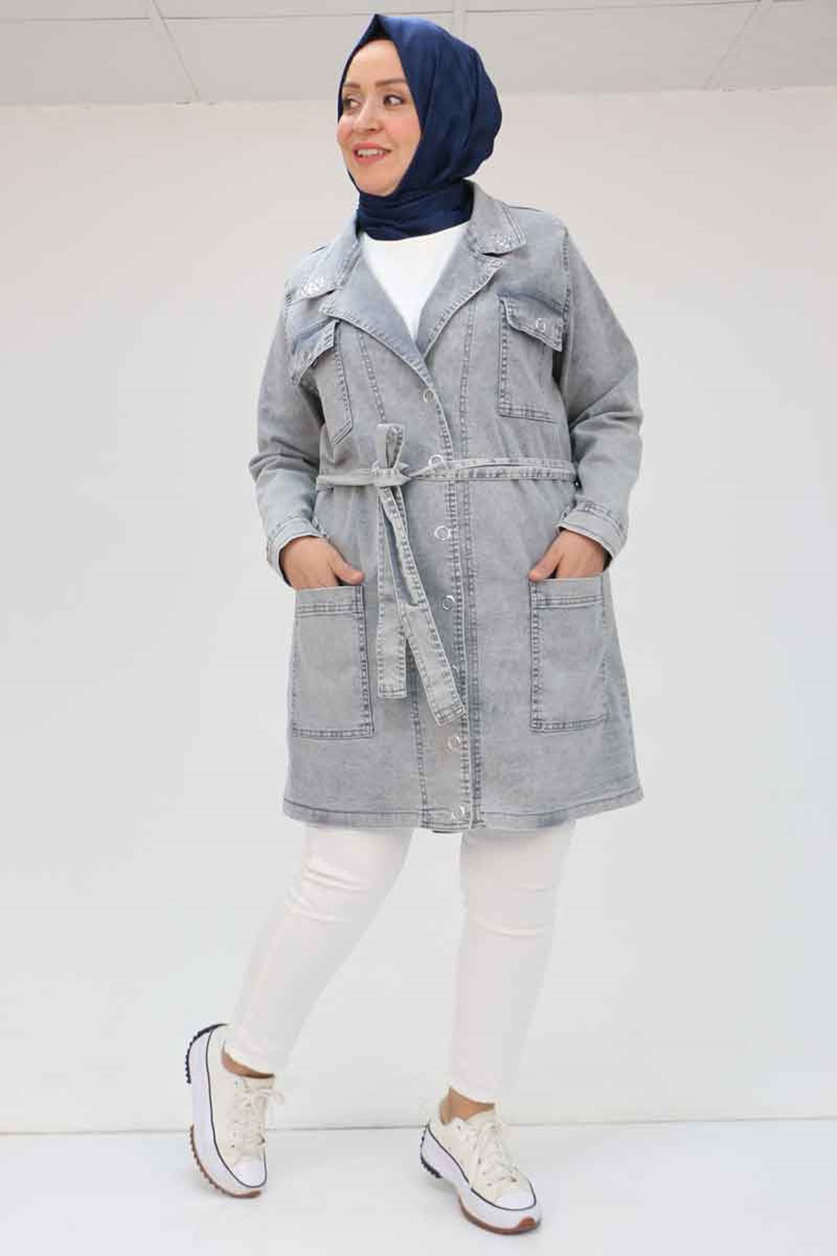 43070 Büyük Beden Taş İşlemeli Manşetli Kot Ceket - Gri