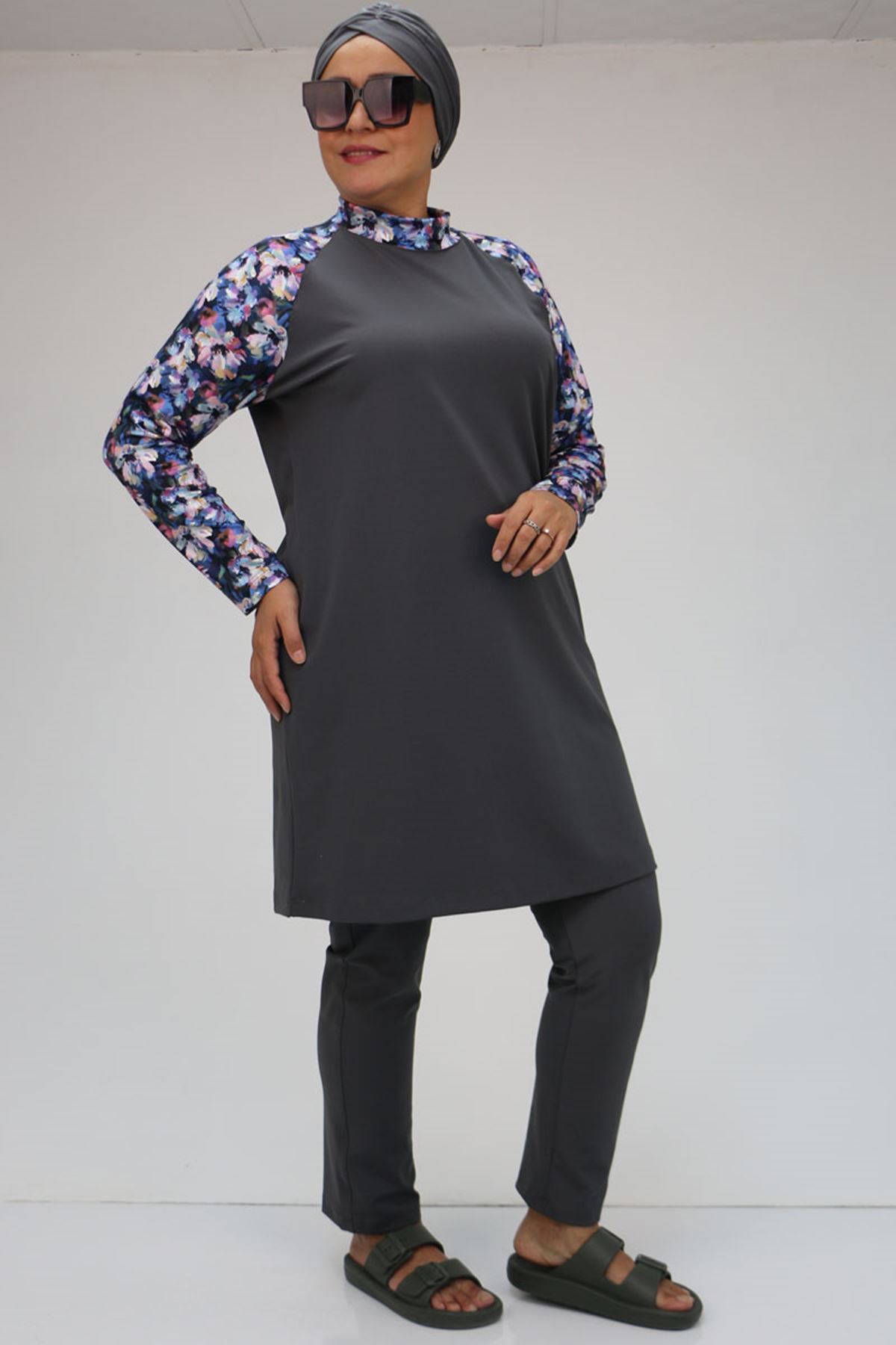 1734 Büyük Beden  Reglan Kol Tesettür Mayo - Gül Çiçekli