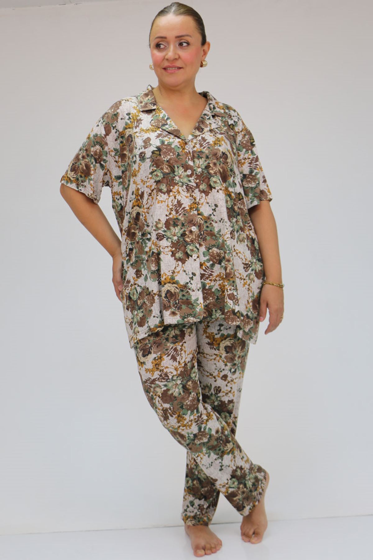 37801 Büyük Beden  Düğmeli Türlü Viskon Pijama Takımı - Bej-Kahve Çiçekli