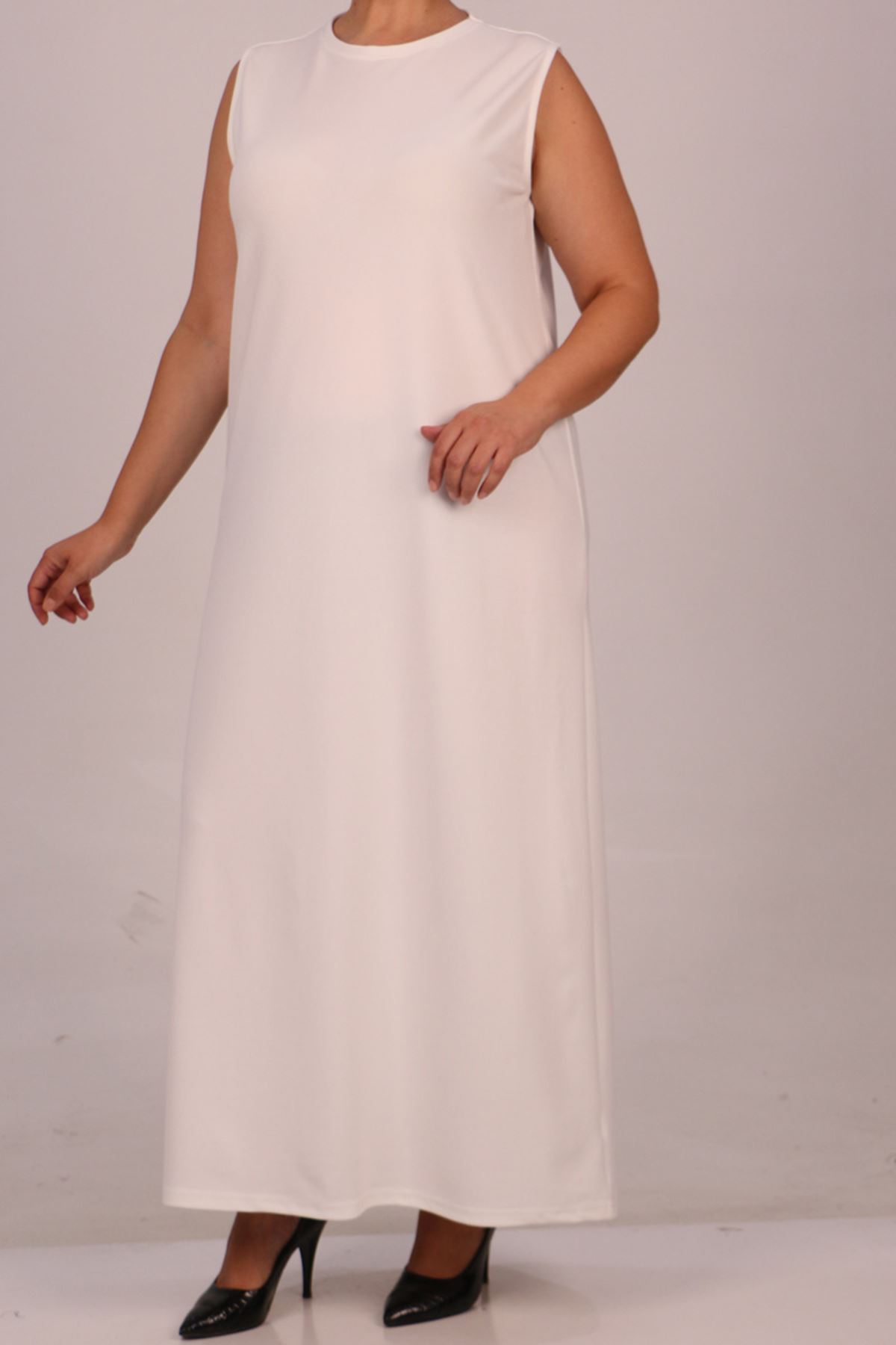 32048 Büyük Beden Scuba Kolsuz Elbise - Ekru