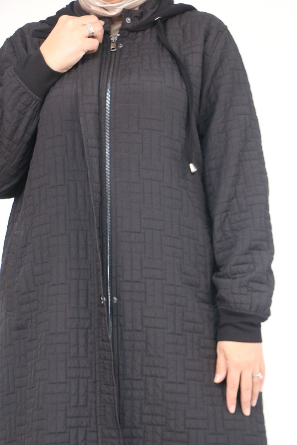 53043 Büyük Beden Yakalı Modal-Kapitone Kap - Siyah