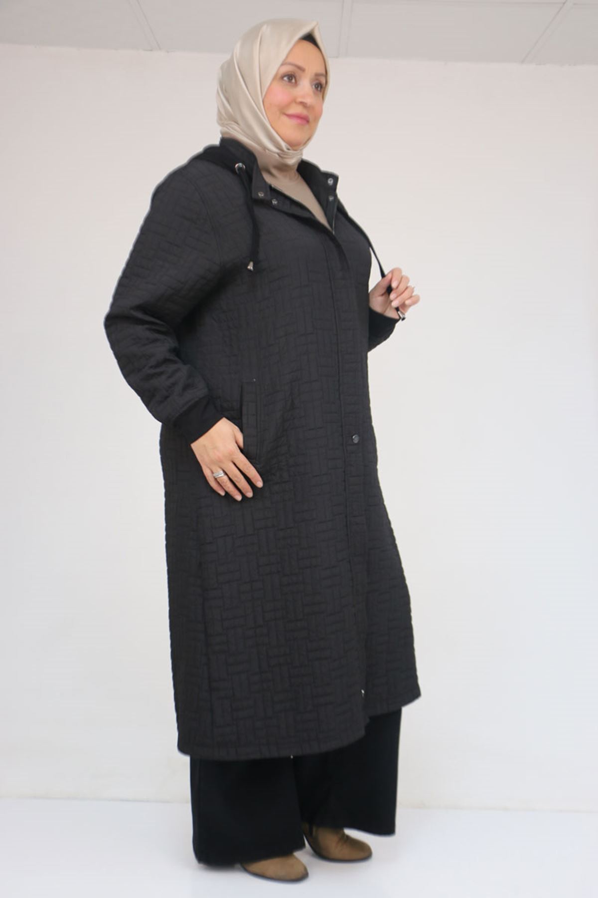 53043 Büyük Beden Yakalı Modal-Kapitone Kap - Siyah