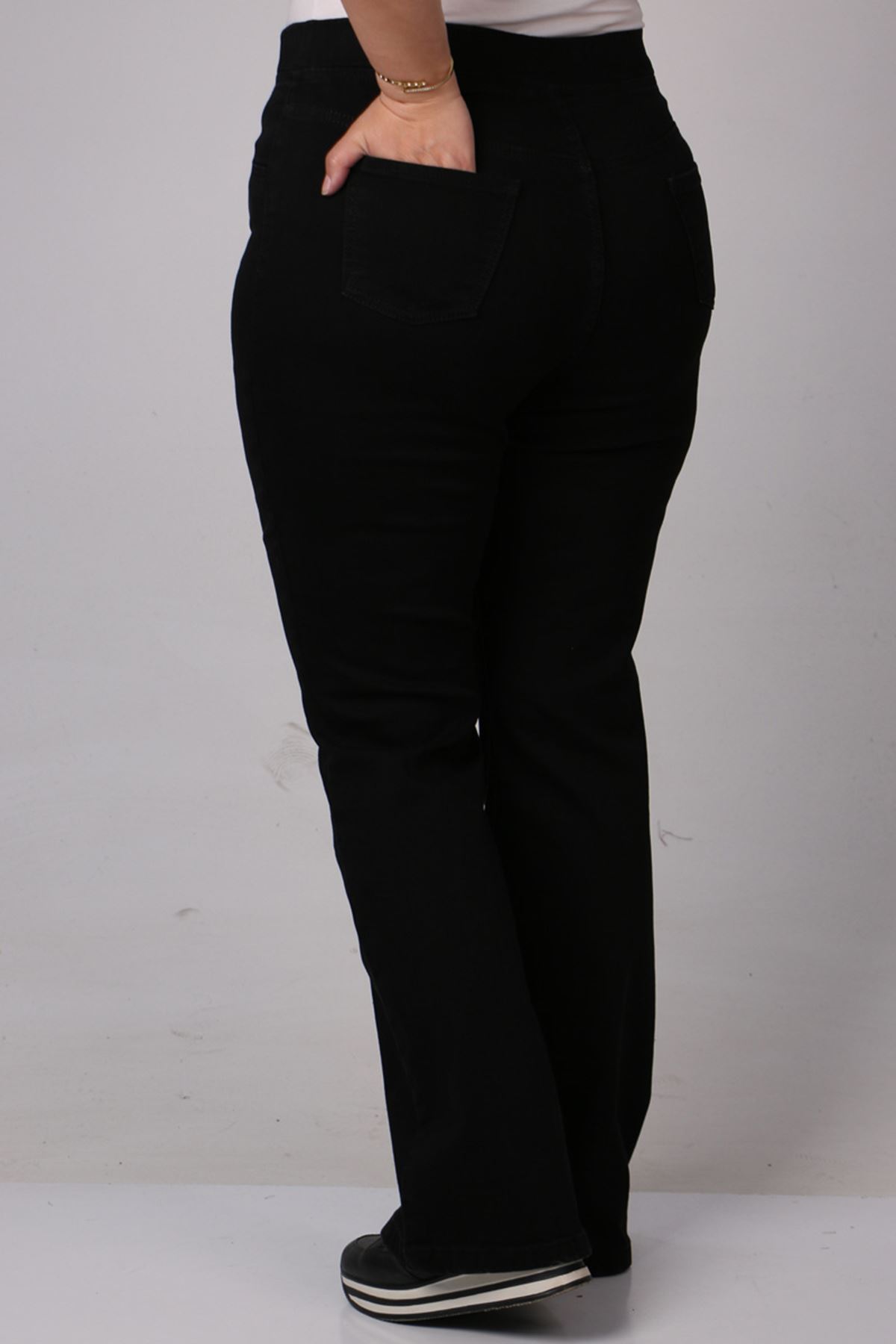 9137-7 Büyük Beden Beli Lastikli İspanyol Paça Kot Pantolon - Siyah
