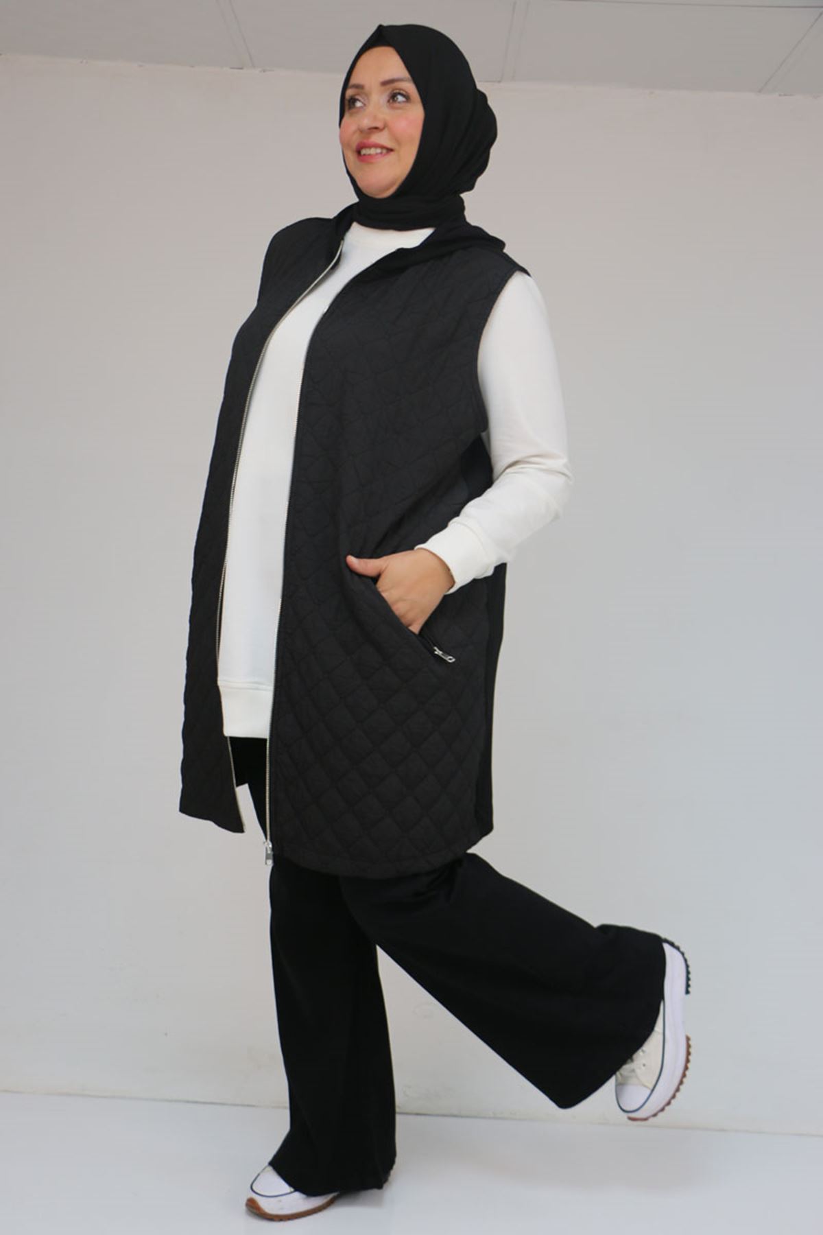 54011 Büyük Beden Cepleri Fermuarlı Modal - Kapitone Yelek - Siyah