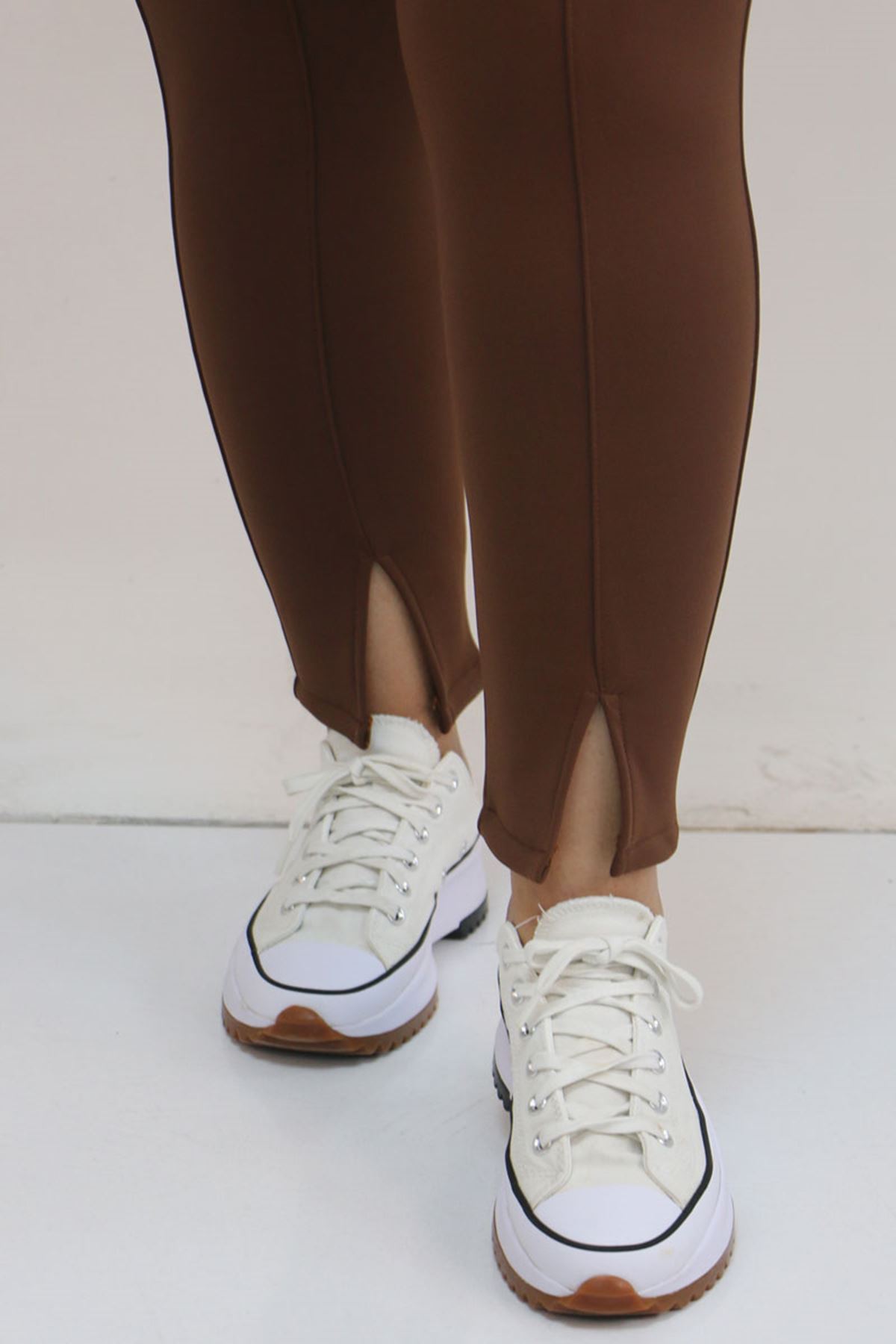 59507 Büyük Beden Önü Yırtmaçlı İçi Şardonlu Tayt - Kahve