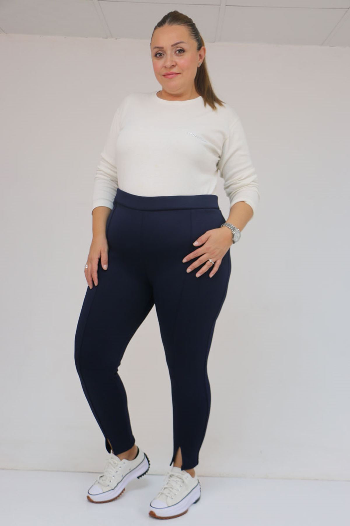 59507 Büyük Beden Önü Yırtmaçlı İçi Şardonlu Tayt - Lacivert