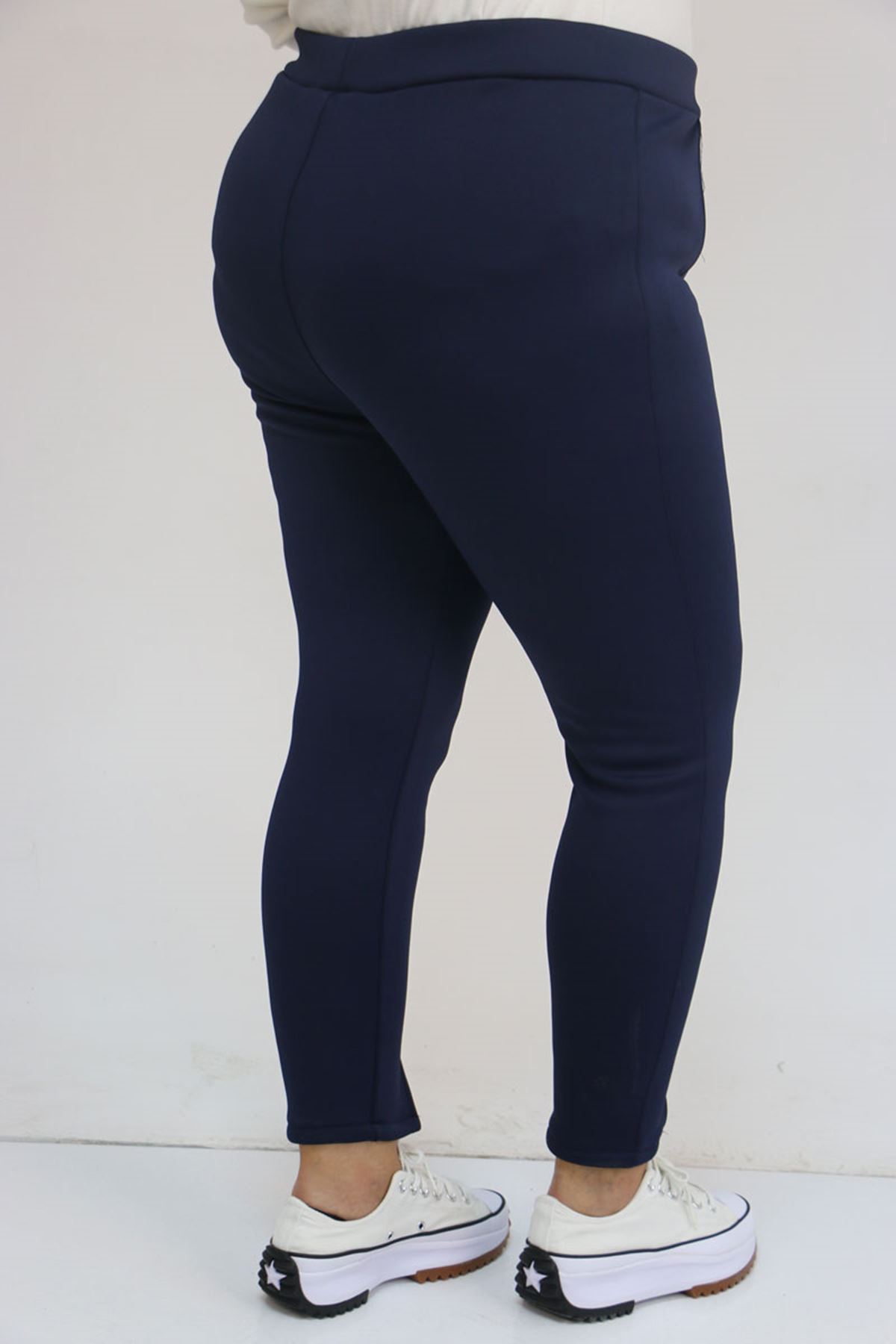 59507 Büyük Beden Önü Yırtmaçlı İçi Şardonlu Tayt - Lacivert