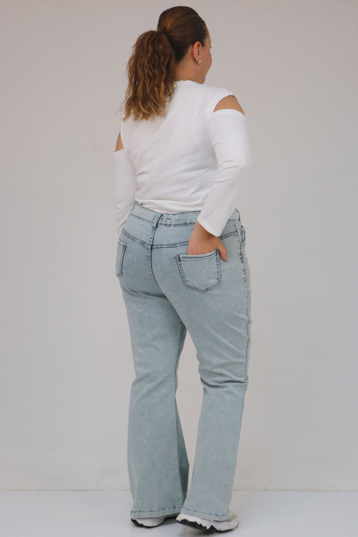 9204-1 Büyük Beden Kemerli Taş Detaylı Kot Pantolon - Kar Yıkama Buz Mavi