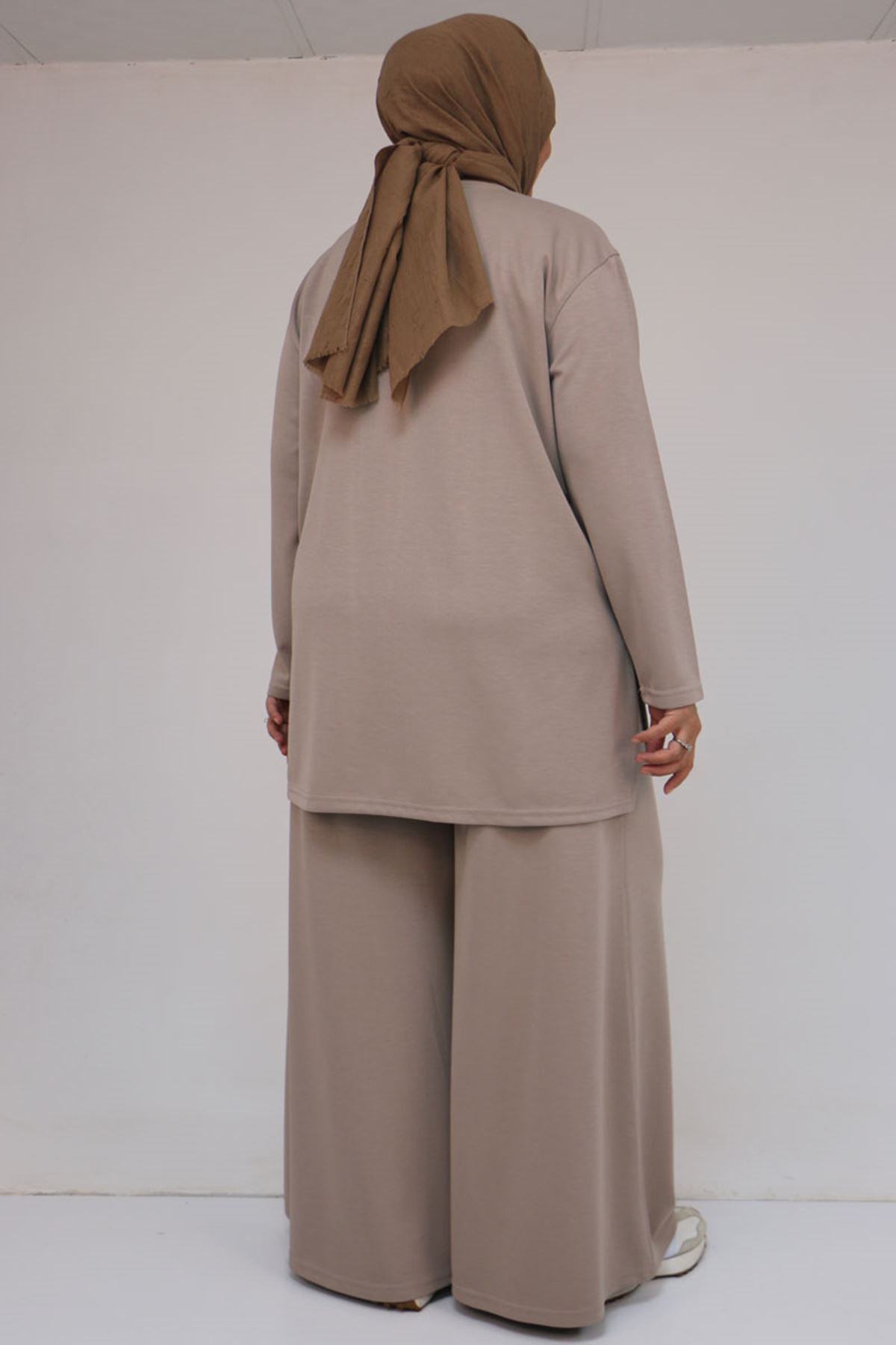 57043 Büyük Beden Yanı Yırtmaçlı Modal Pantolonlu Takım - Vizon