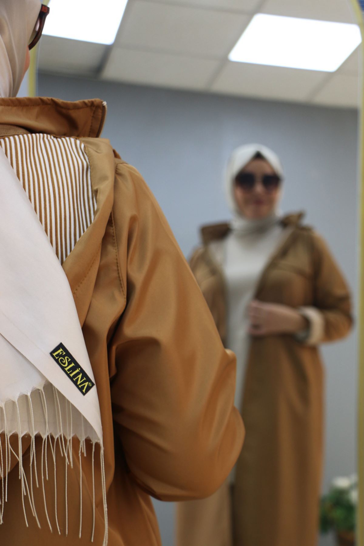 33068 Büyük Beden Kapüşonlu Bondit Kap- Camel