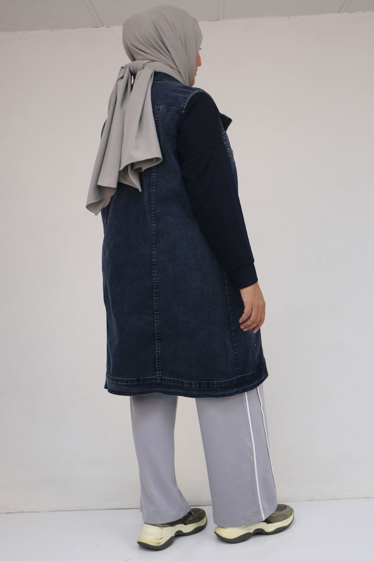 54007 Büyük Beden Çift Cepli İnci Çakmalı Kot Yelek - Kar Yıkama Lacivert