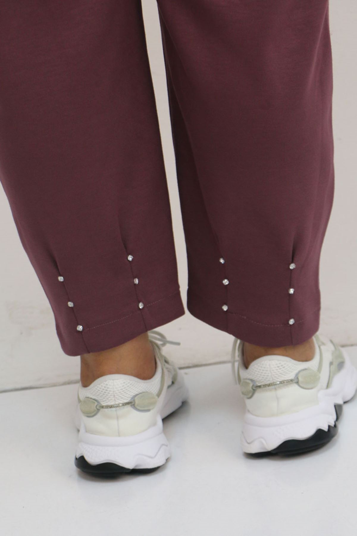 59027 Büyük Beden Paçasında İnci Çakma Modal Pantolon - Gül Kurusu