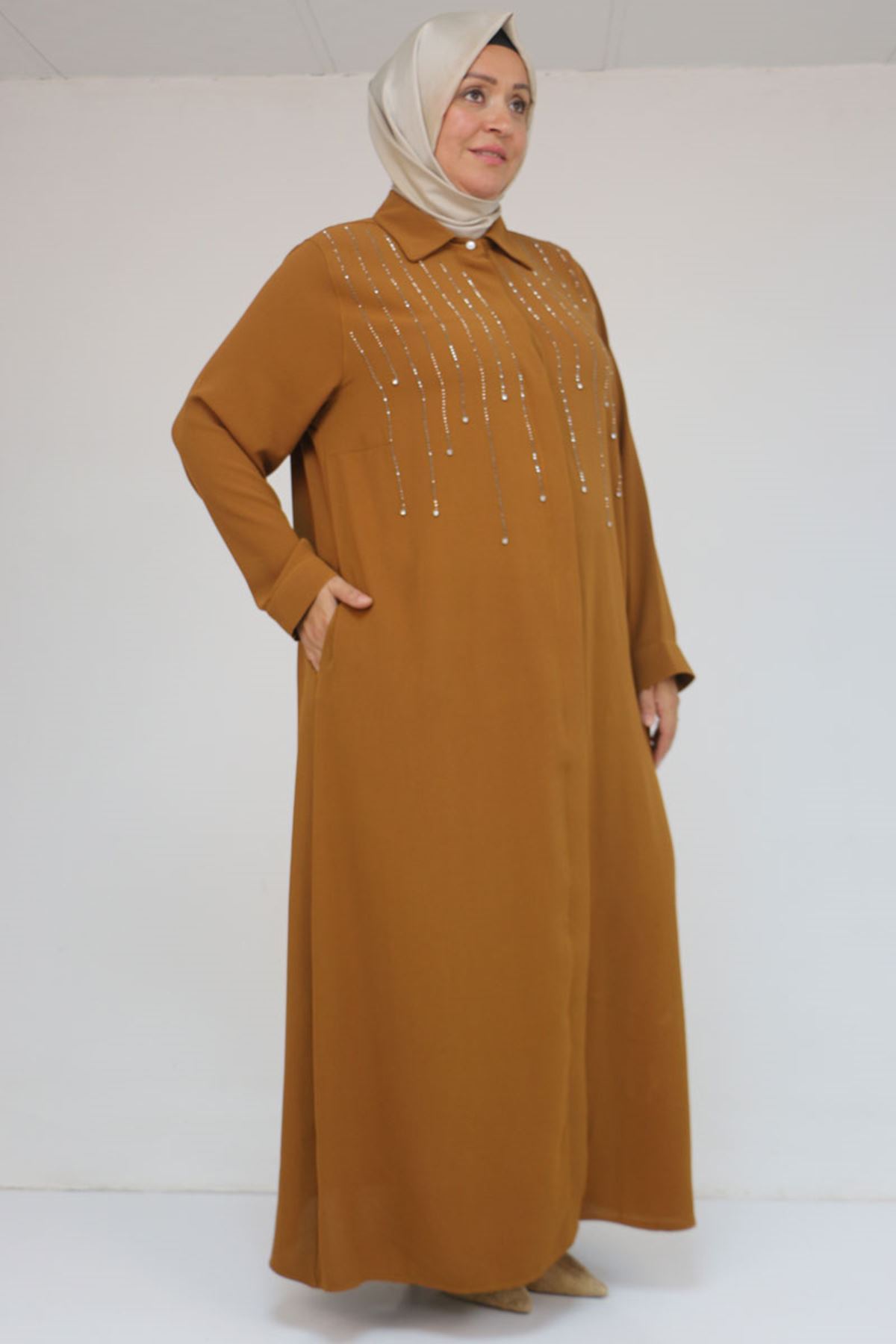 56018 Büyük Beden Taş Baskı Detaylı  Krep Ferace - Taba