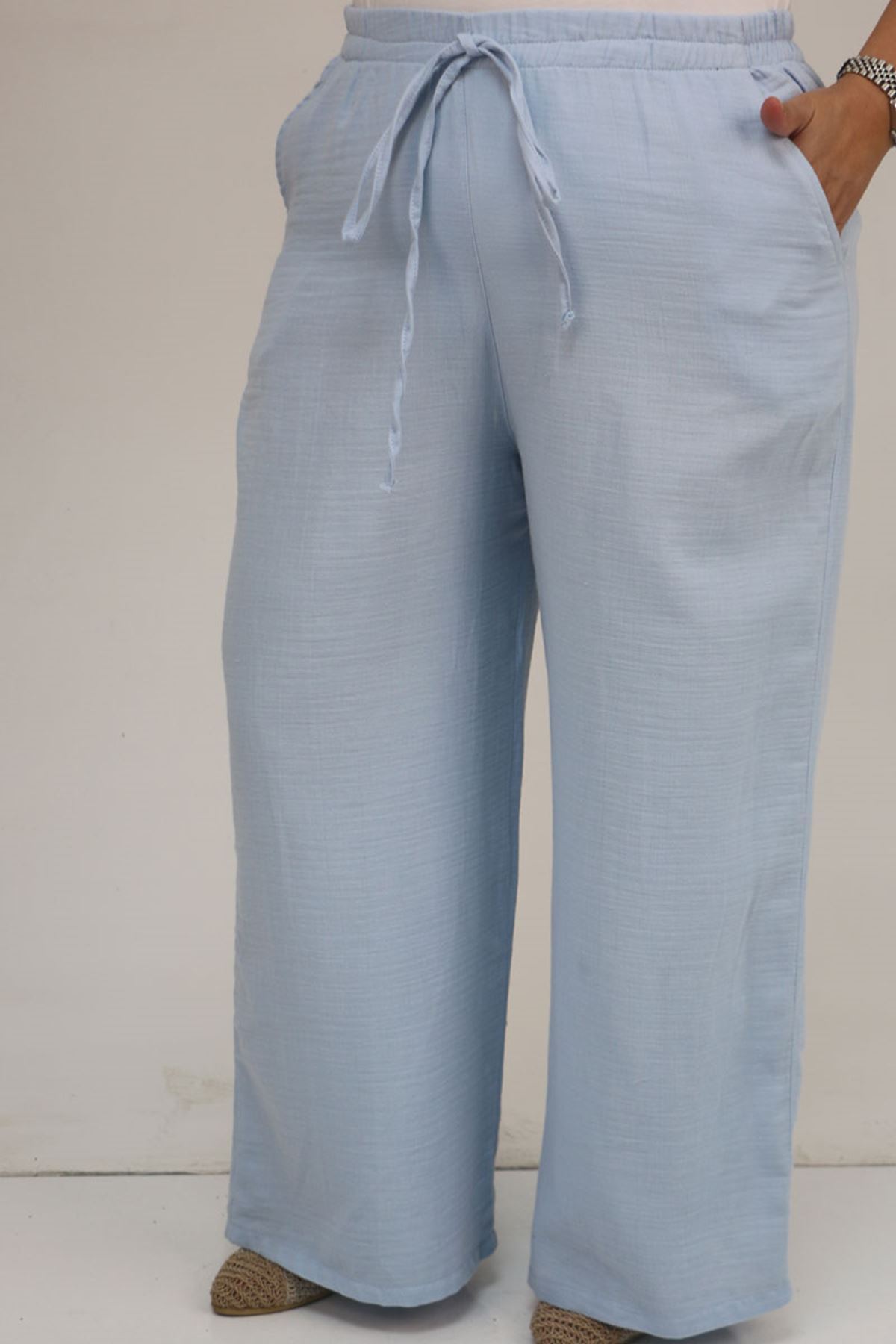 59021 Büyük Beden Beli Lastikli Müslin Bol Paça Pantolon - Açık Mavi