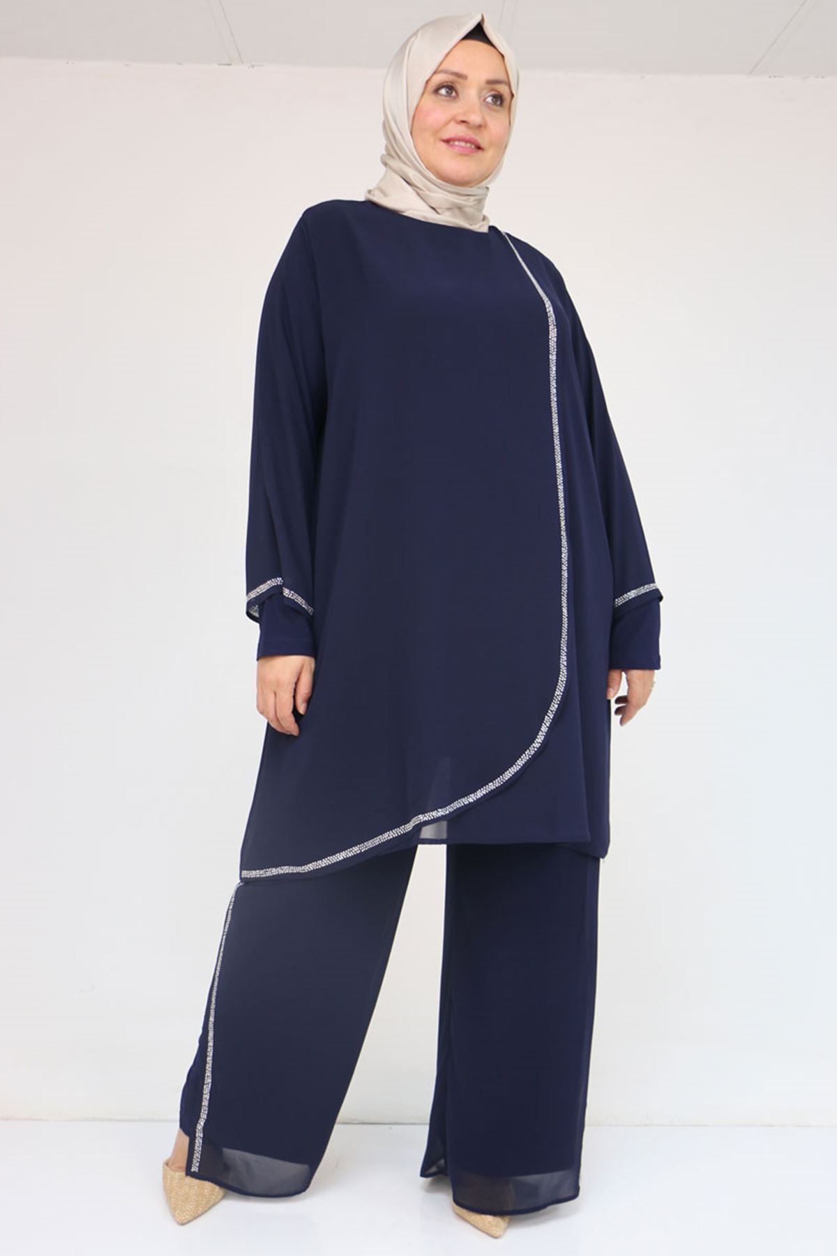 47064 Büyük Beden Taş Baskı Detaylı Sandy Şifon Pantolonlu Takım - Lacivert