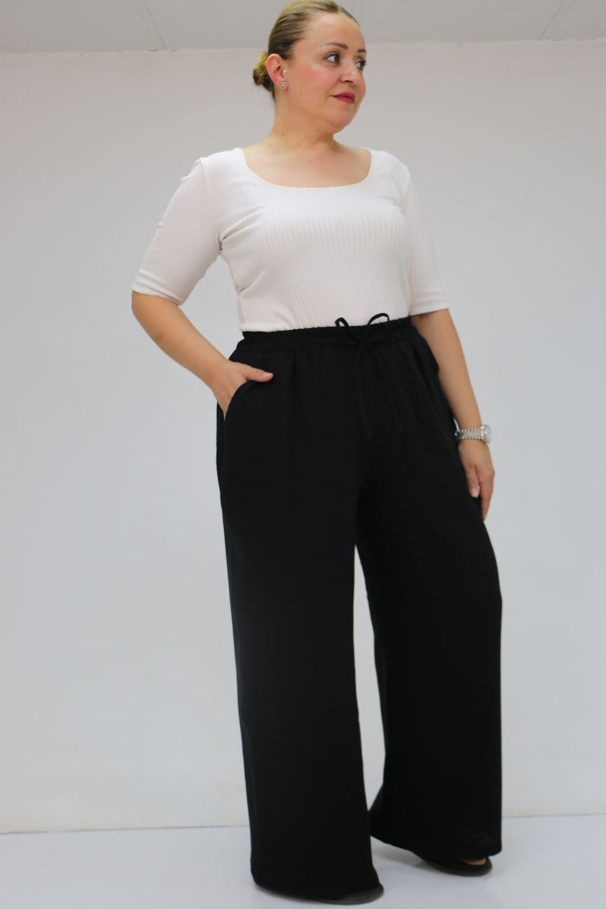 59021 Büyük Beden Beli Lastikli Müslin Bol Paça Pantolon - Siyah