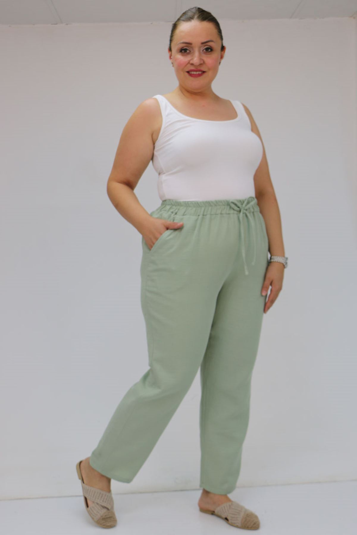 59020 Büyük Beden Beli Lastikli Müslin Dar Paça Pantolon - Nefti