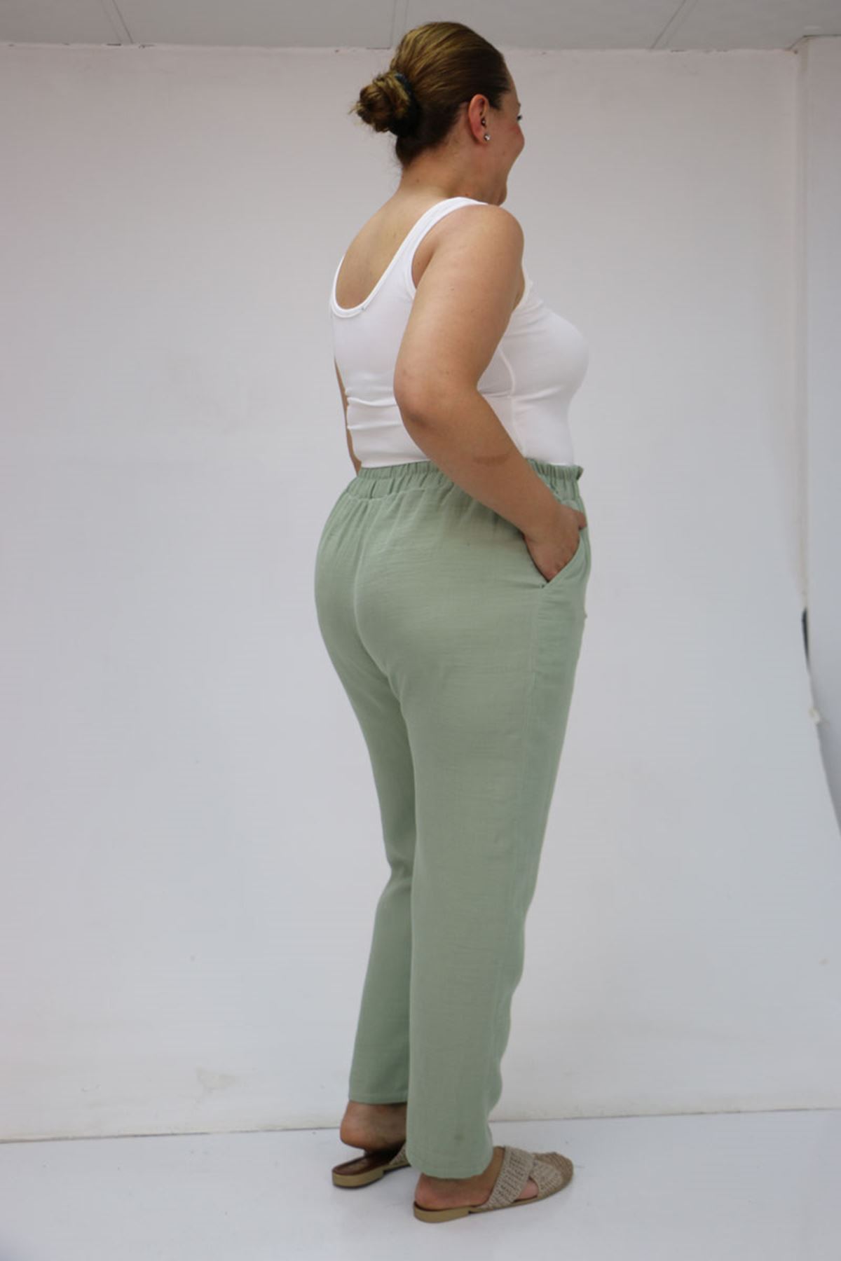 59020 Büyük Beden Beli Lastikli Müslin Dar Paça Pantolon - Nefti