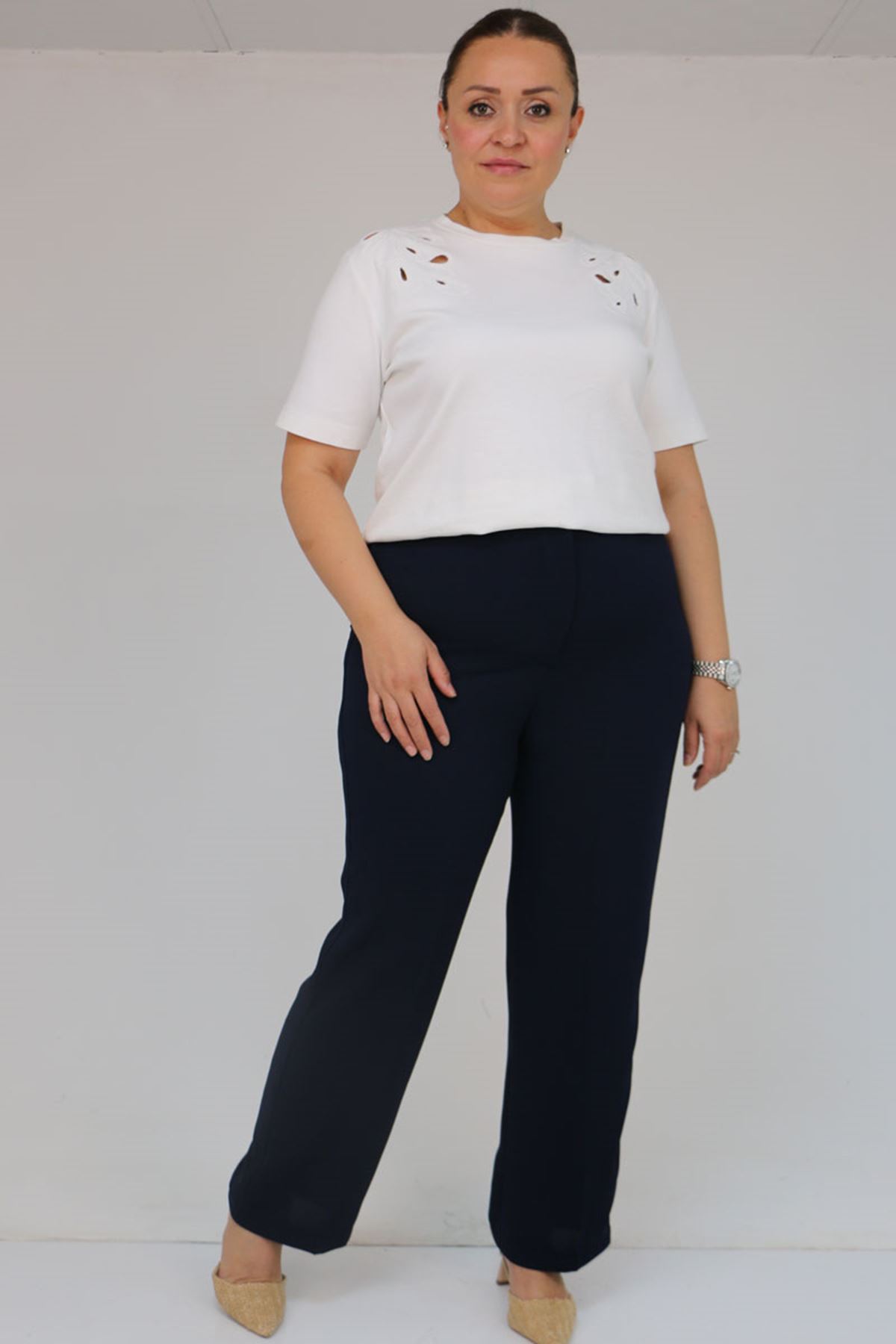 59016 Büyük Beden Beli Düğmeli Krep Pantolon - Lacivert