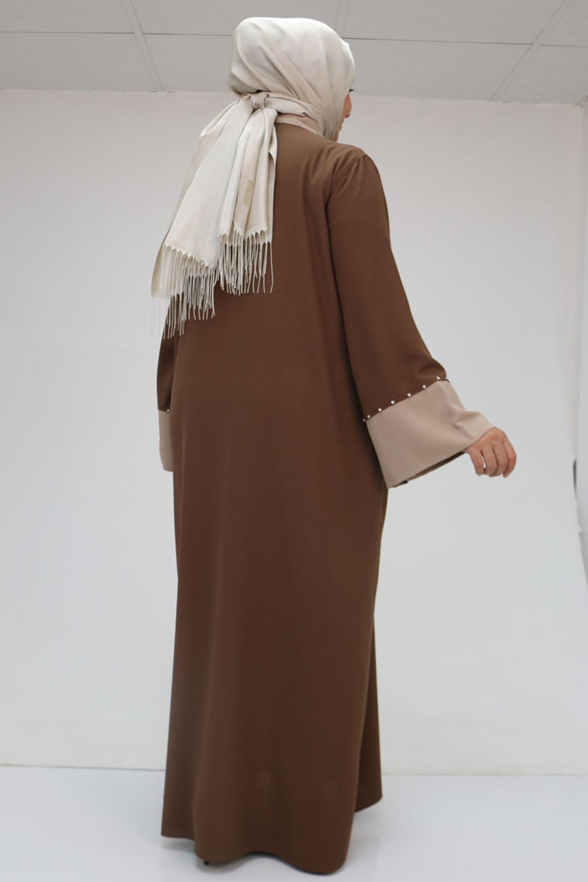 56008 Büyük Beden Kol Garnili Etamin Abaya Ferace - Kahve - Vizon