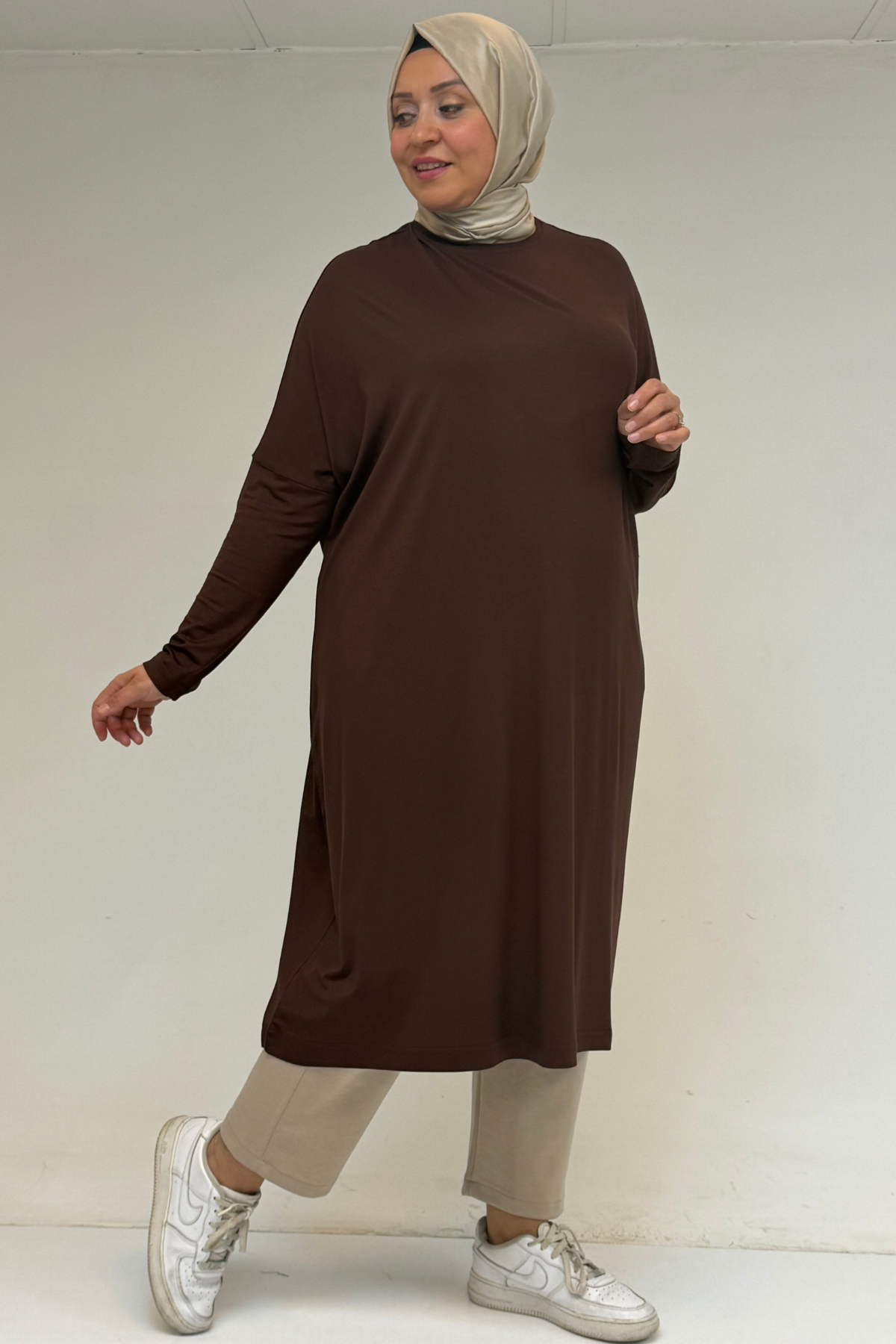 28092 Büyük Beden Düşük Kol Penye Tunik - Kahve