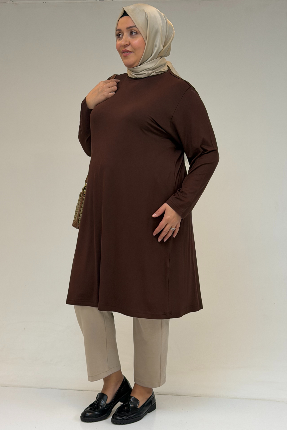 38501 Büyük Beden Basic Penye Tunik - Kahverengi