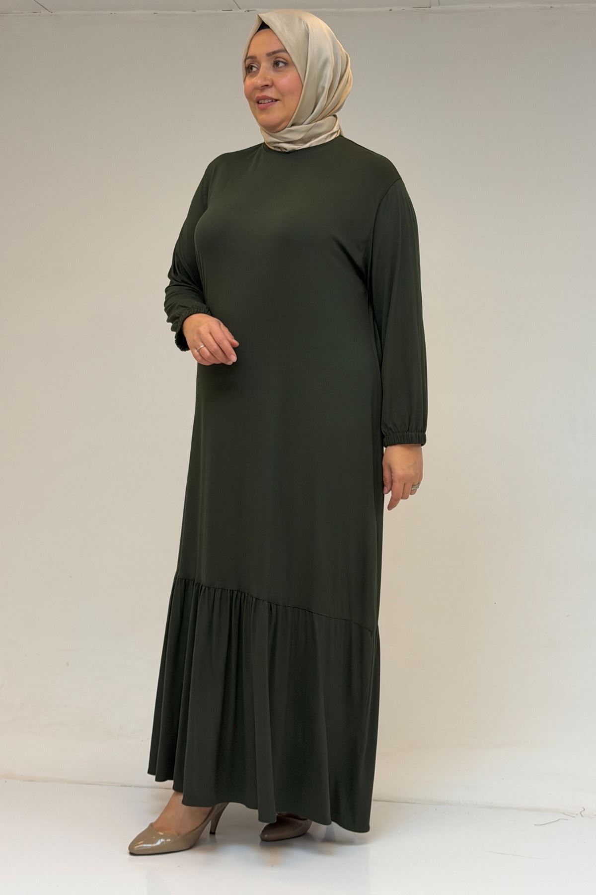 52034 Büyük Beden Eteği Fırfrılı Penye Elbise - Haki