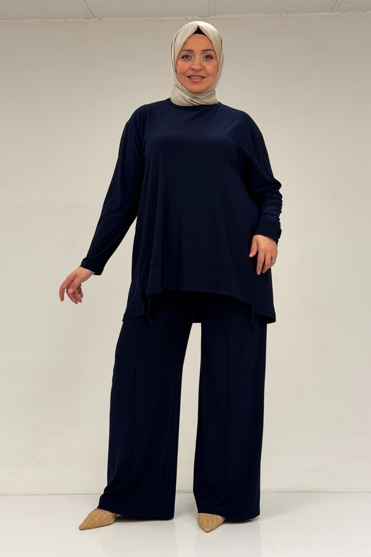 67033 Büyük Beden  Etek Ucu Parçalı Sandy Pantolonlu Takım - Lacivert