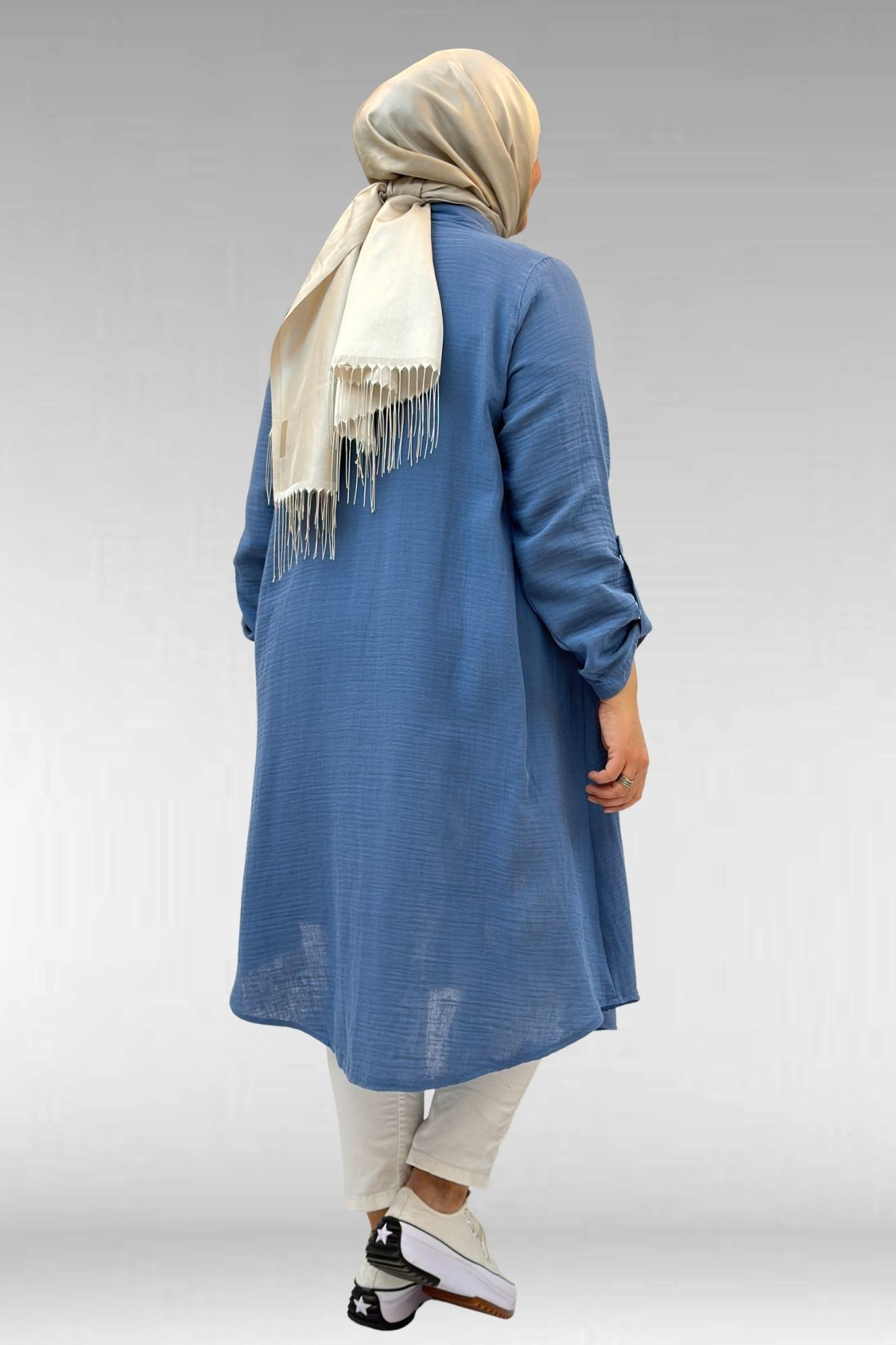 58092 Büyük Beden Çift Düğme Detaylı Müslin Gömlek - Soğuk Mavi