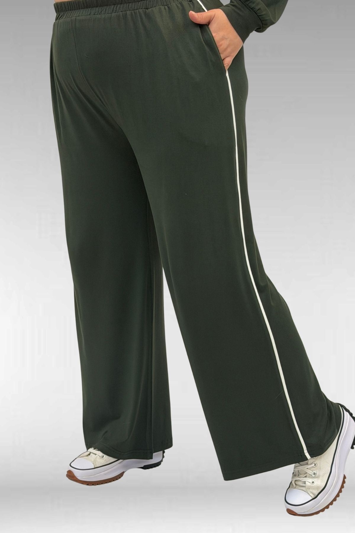 67012 Büyük Beden Biye Detaylı Penye Pantolonlu Takım - Haki