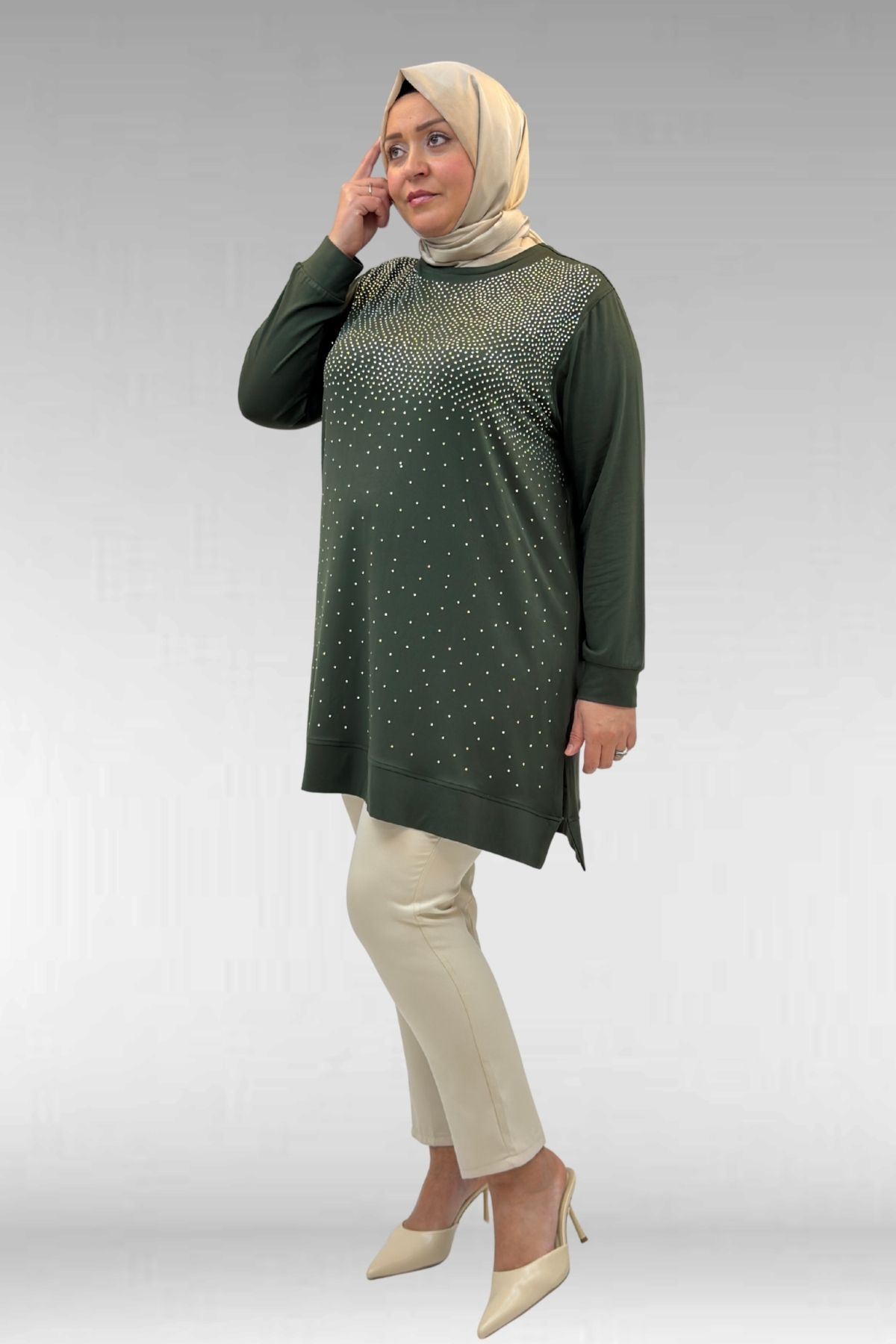 68011 Büyük Beden Önü Taş Detaylı Penye Tunik - Haki