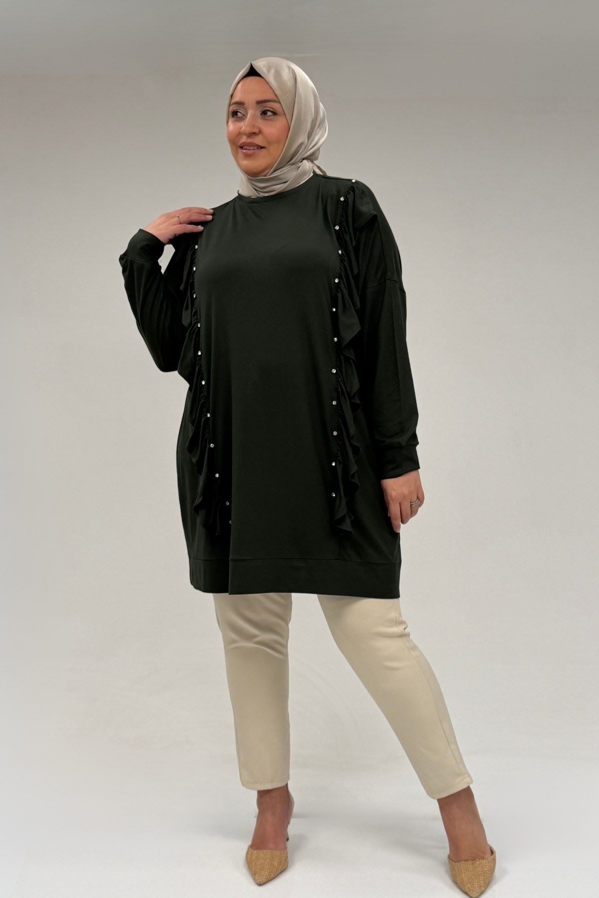 58074 Büyük Beden Fırfır Ve Taş Detaylı Penye Tunik - Haki