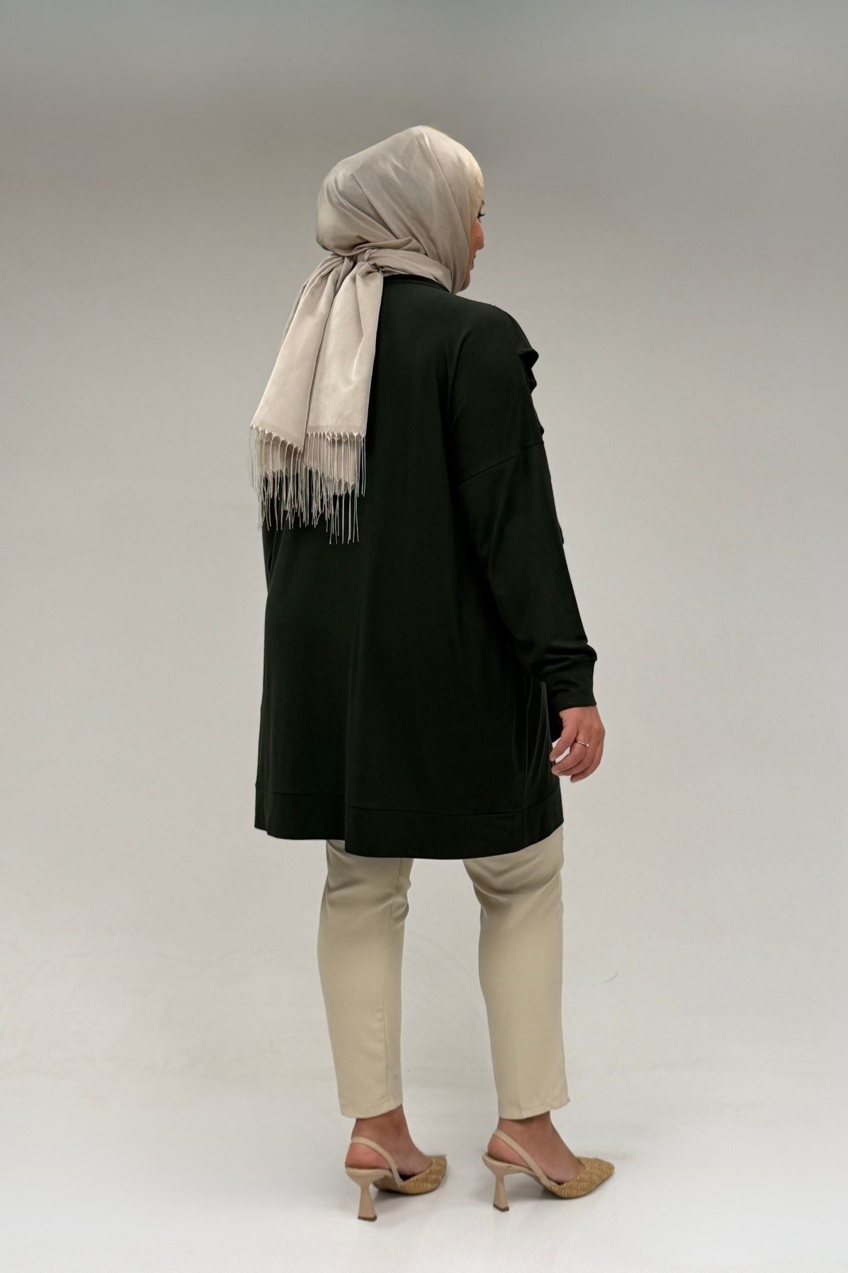 58074 Büyük Beden Fırfır Ve Taş Detaylı Penye Tunik - Haki