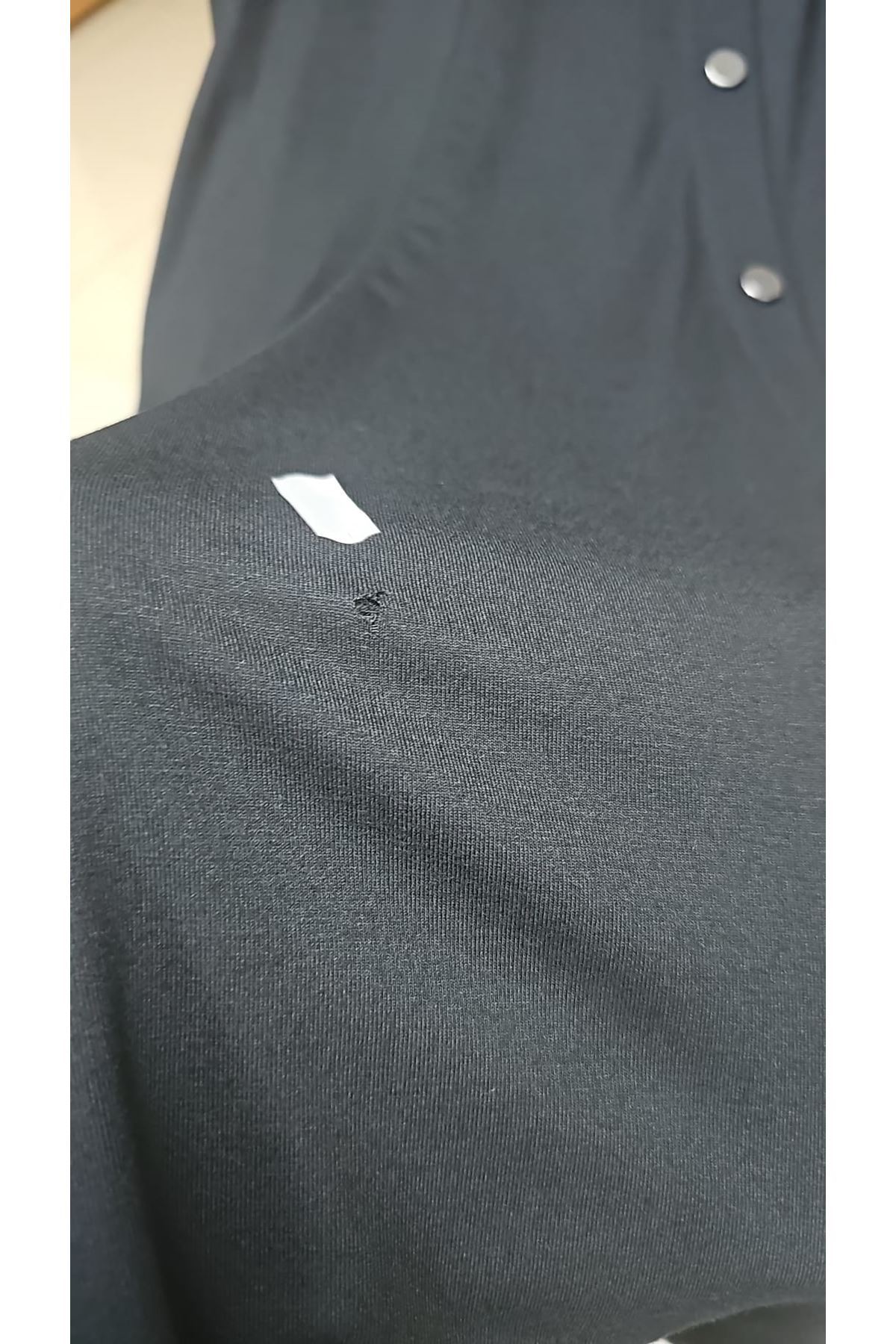 D-34001 Büyük Beden Çıtçıtlı Kapüşonlu Penye Yelek - Siyah