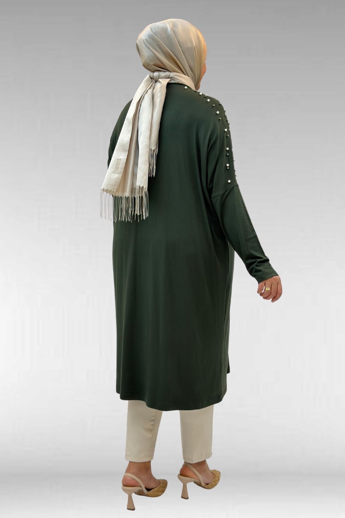 68012 Büyük Beden Omuzları Taş Detaylı Penye Tunik - Haki