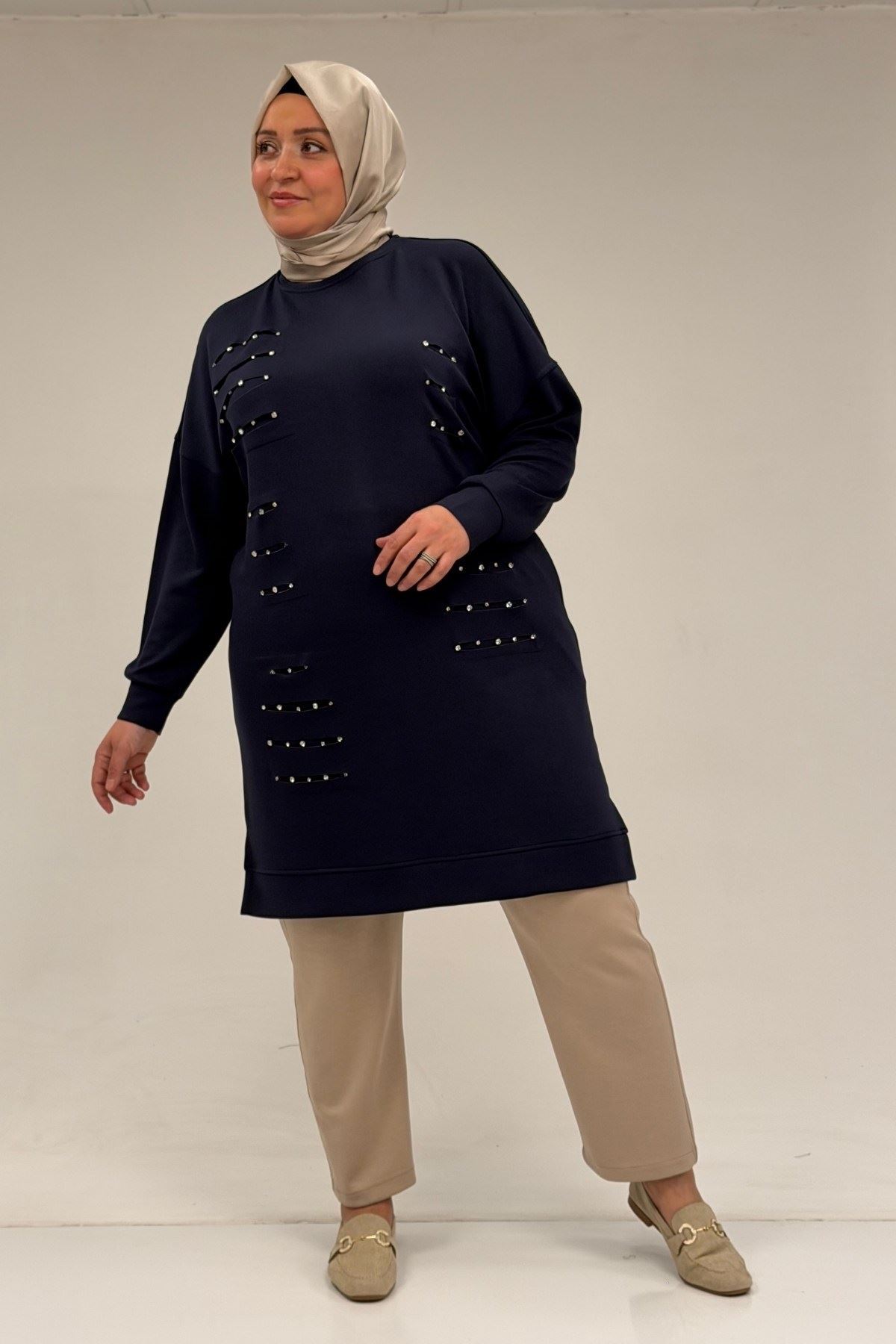 48089 Büyük Beden Beyoğlu Taşlı Modal Tunik - Lacivert