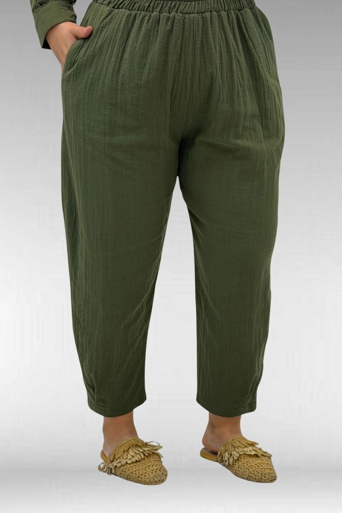 67036 Büyük Beden Cepli Düğmeli Müslin Pantolonlu Takım - Haki