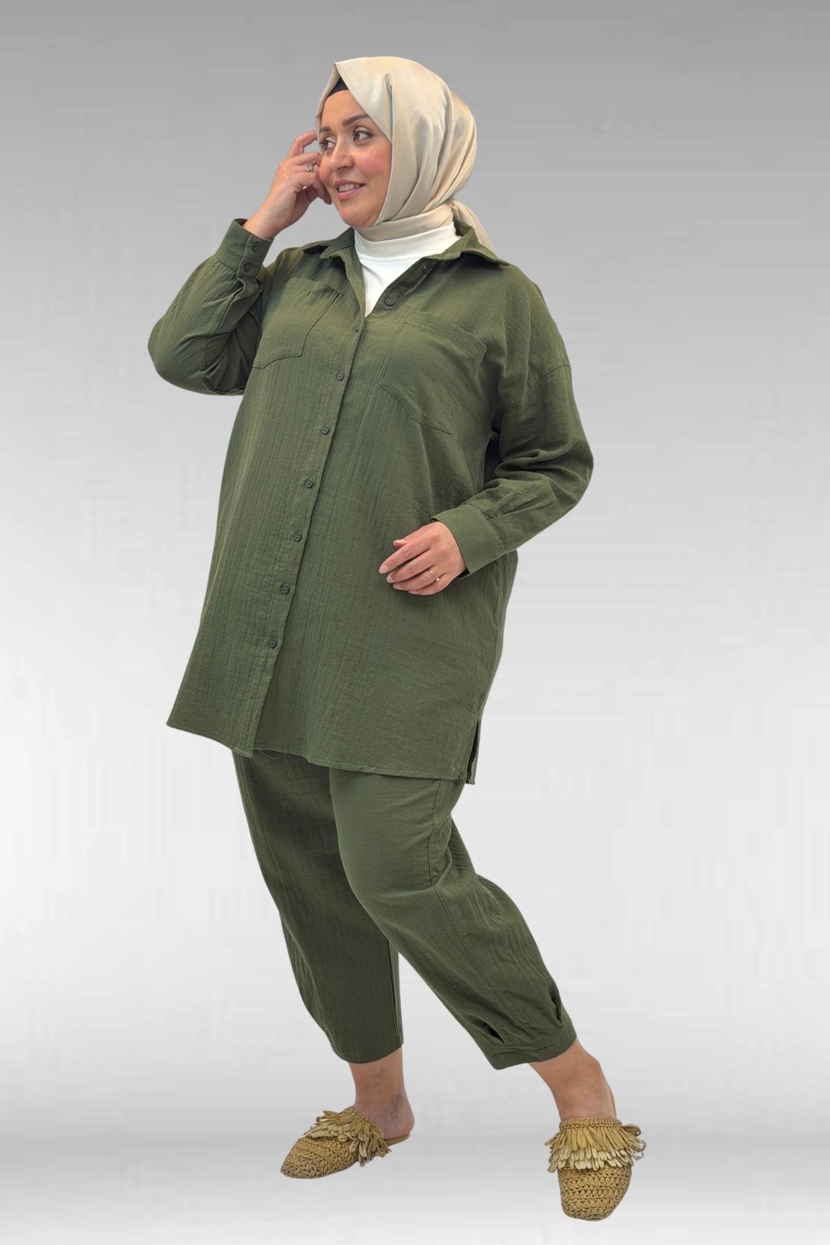 67036 Büyük Beden Cepli Düğmeli Müslin Pantolonlu Takım - Haki
