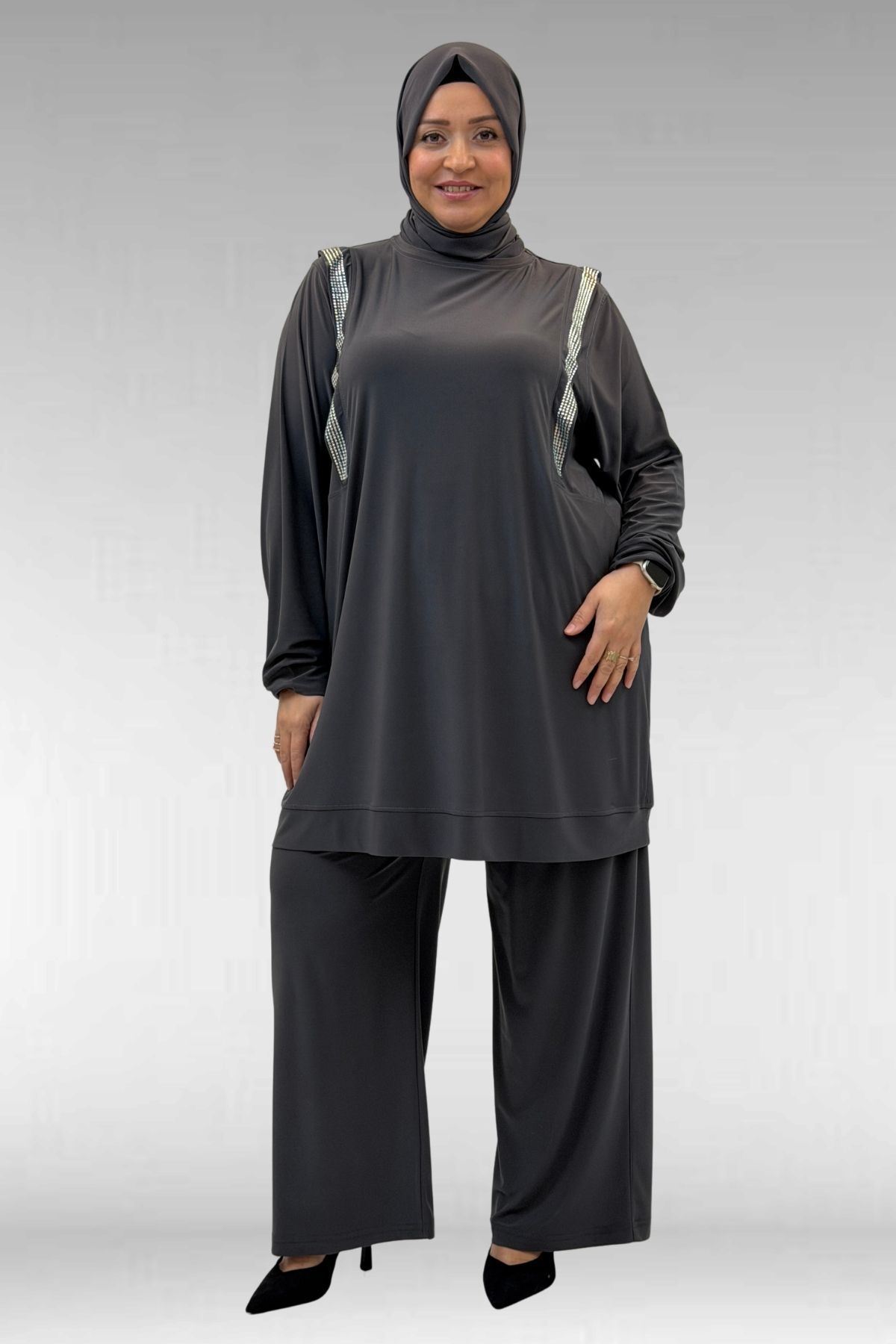 67022 Büyük Beden Omzu Taş Detaylı Sandy Pantolonlu Takım - Antrasit