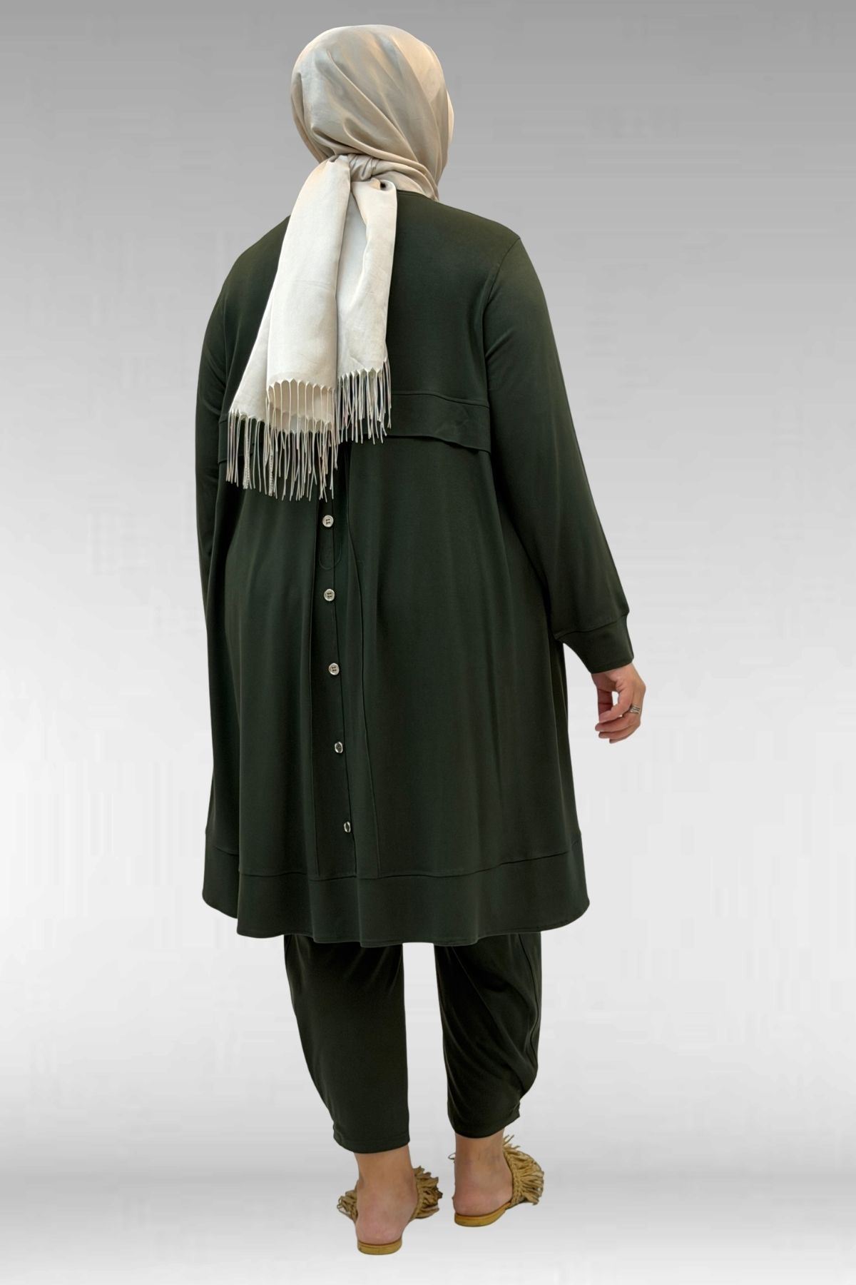 67041 Büyük Beden Düğme Detaylı Penye Pantolonlu Takım - Haki