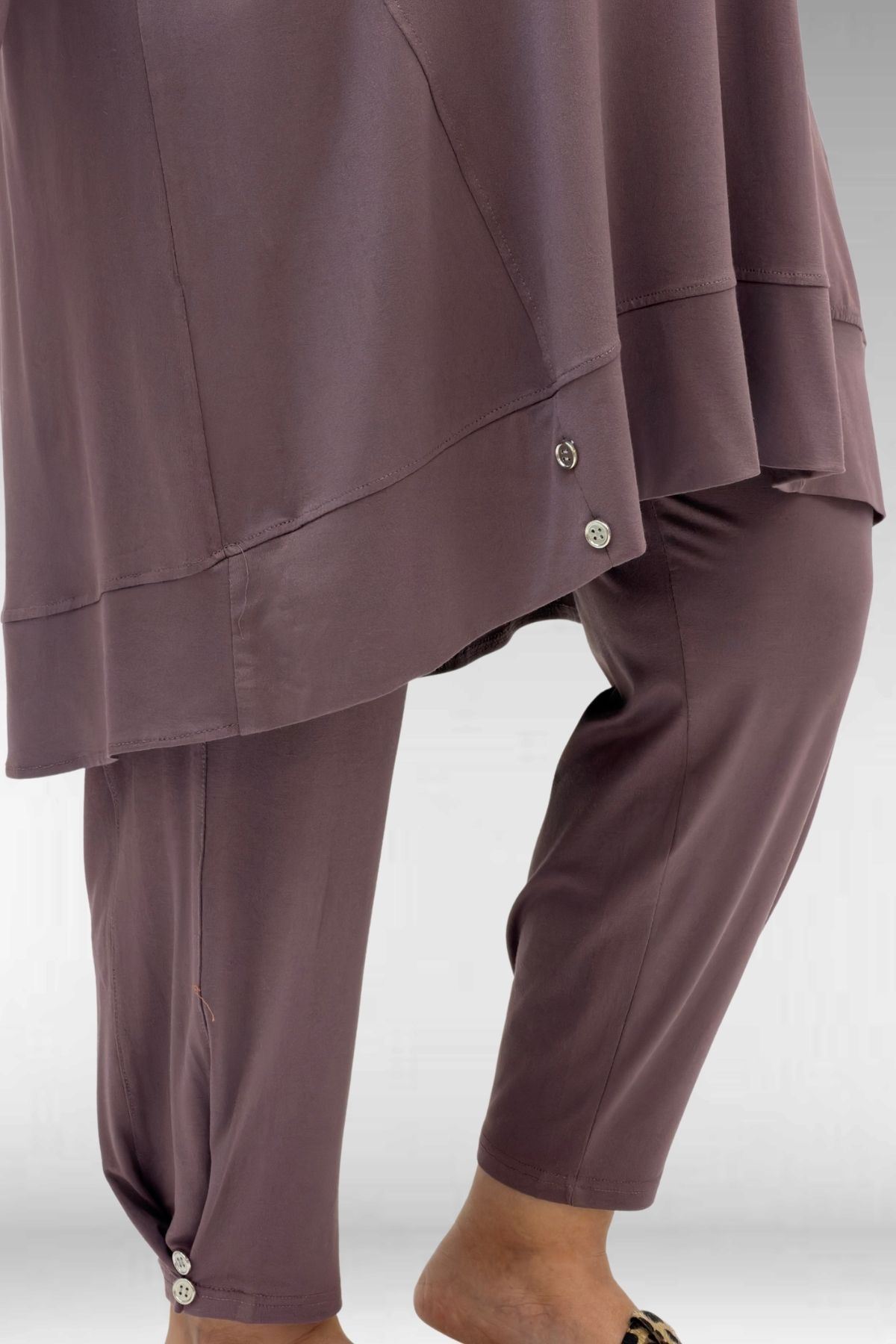 67041 Büyük Beden Düğme Detaylı Penye Pantolonlu Takım - Vizon