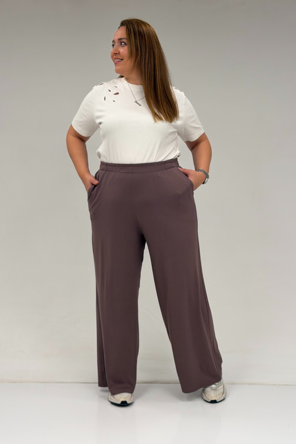 39000 Büyük Beden Yüksek Beli Lastikli Bol Paça Penye Pantolon - Vizon