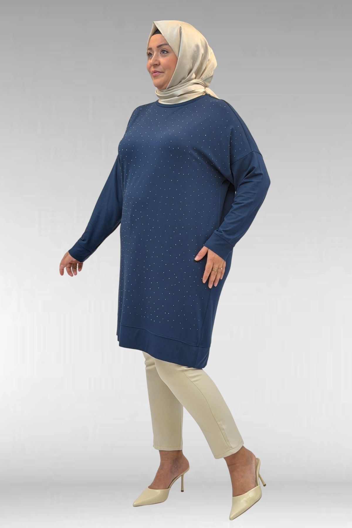 68001 Büyük Beden Önü Taş Baskı Detaylı Penye Tunik - Petrol