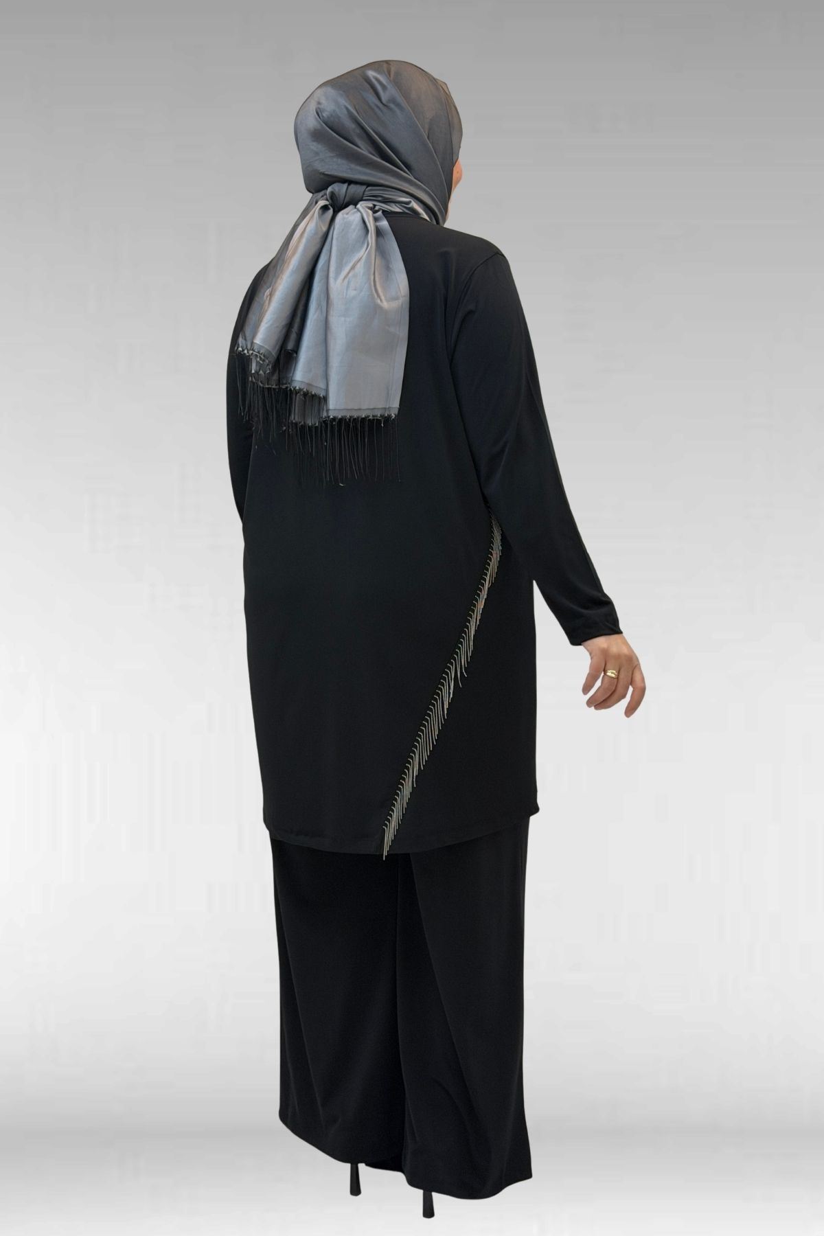 67043 Büyük Beden Püskül Detaylı Sandy Pantolonlu Takım - Siyah