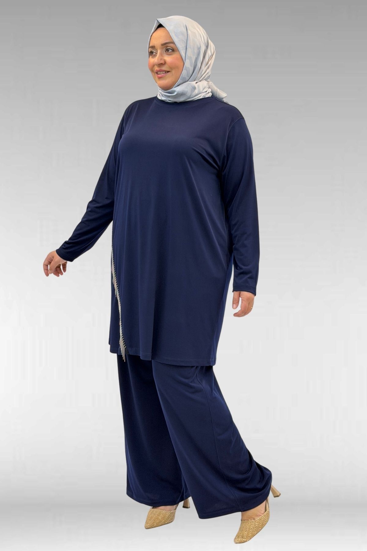 67043 Büyük Beden Püskül Detaylı Sandy Pantolonlu Takım - Lacivert