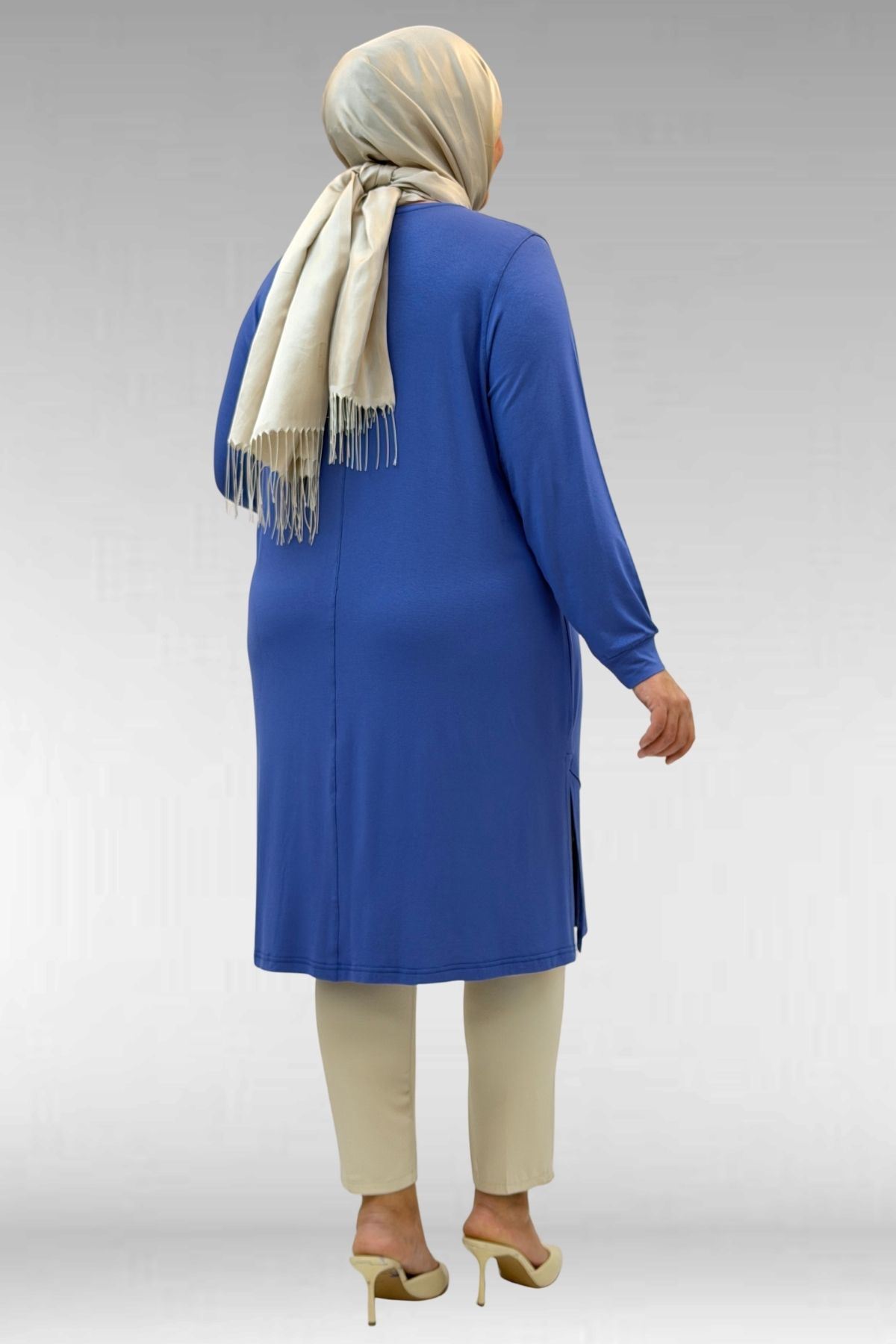 68005 Büyük Beden İnci Çakma Detaylı Penye Tunik - İndigo