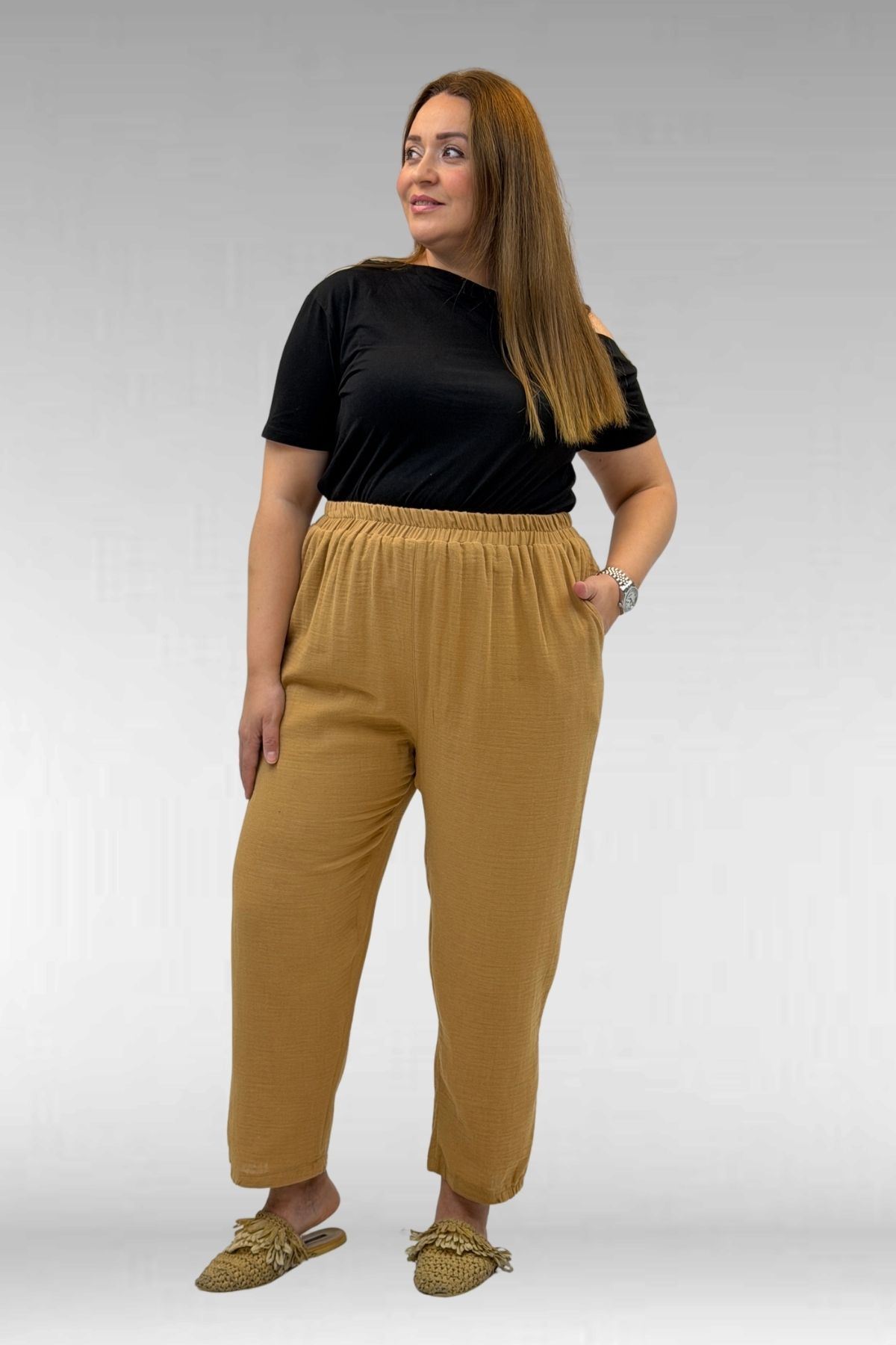 59022 Büyük Beden Paçası Yarım Lastikli Müslin Pantolon - Bisküvi